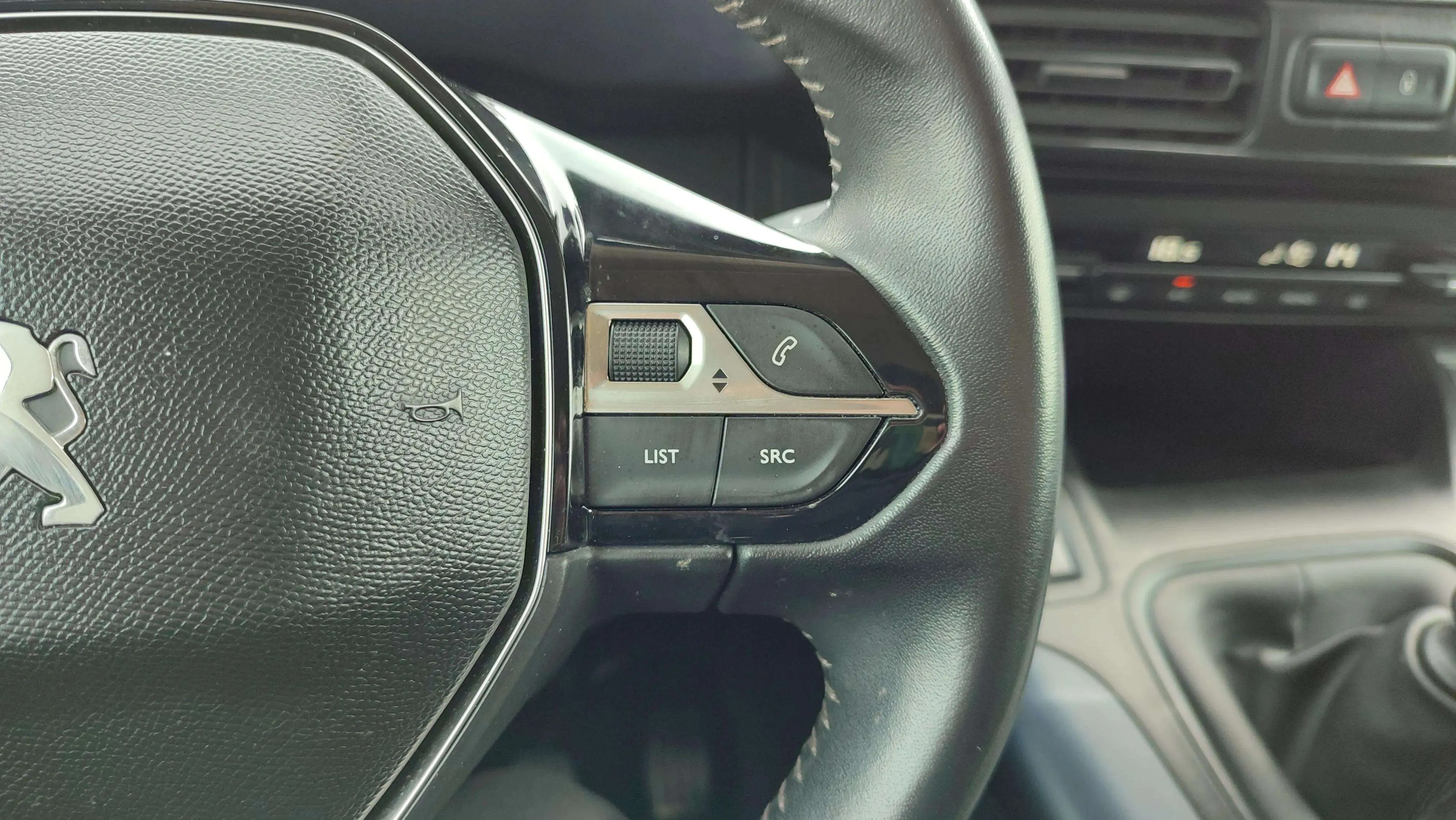 Peugeot Rifter Access Standard PureTech - foto 17