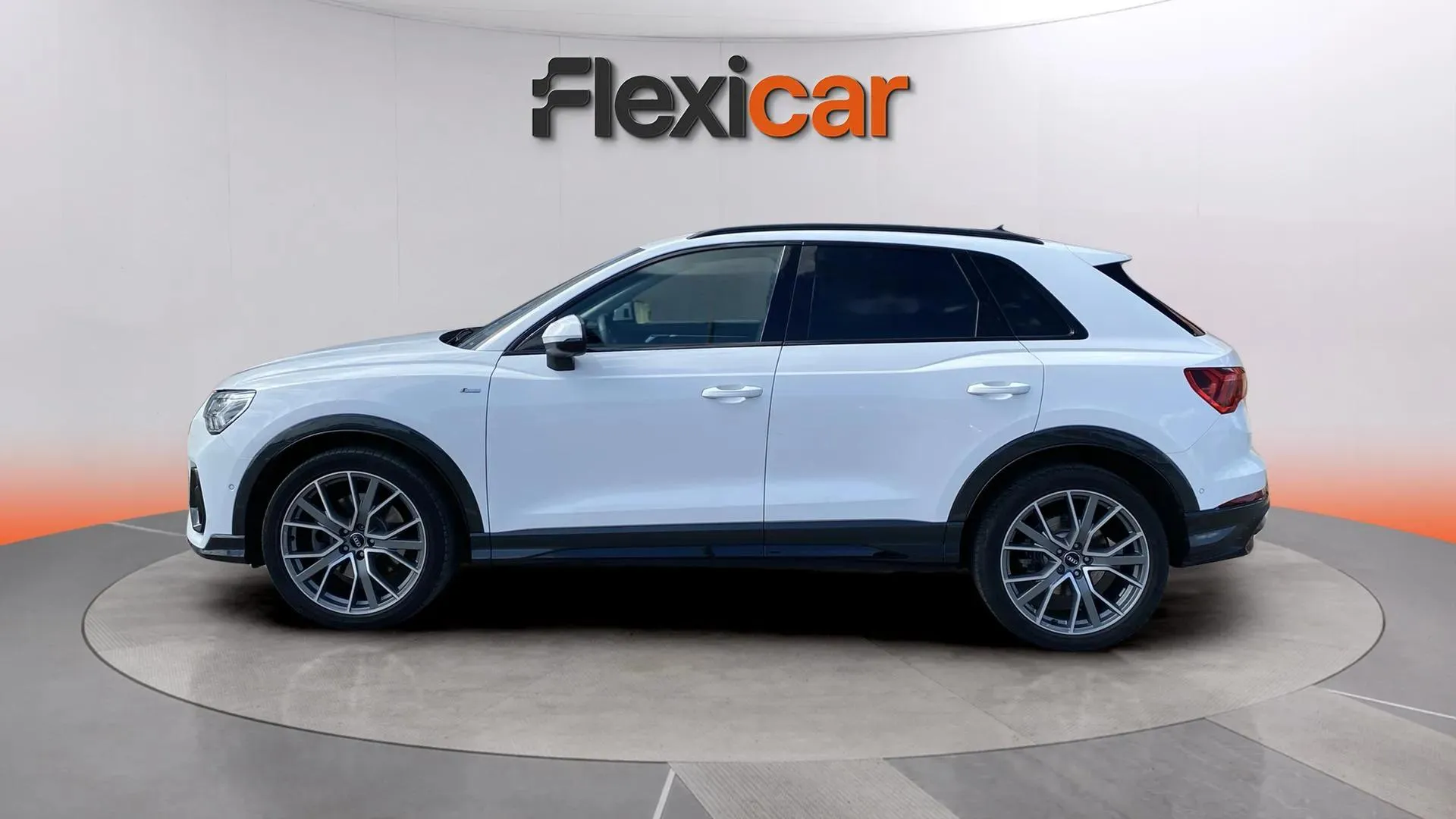 Audi Q3 40 TFSI S tronic Quattr Black Line - foto 4