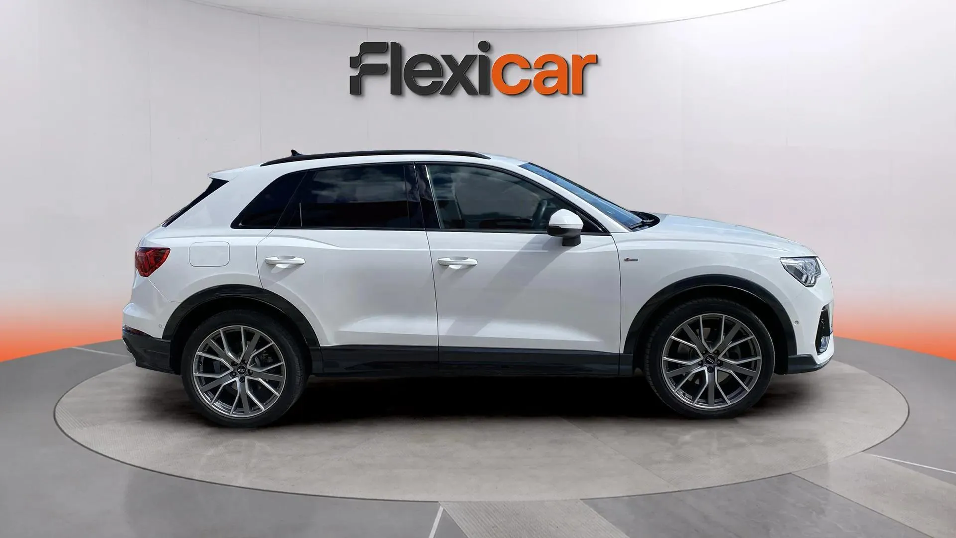 Audi Q3 40 TFSI S tronic Quattr Black Line - foto 8