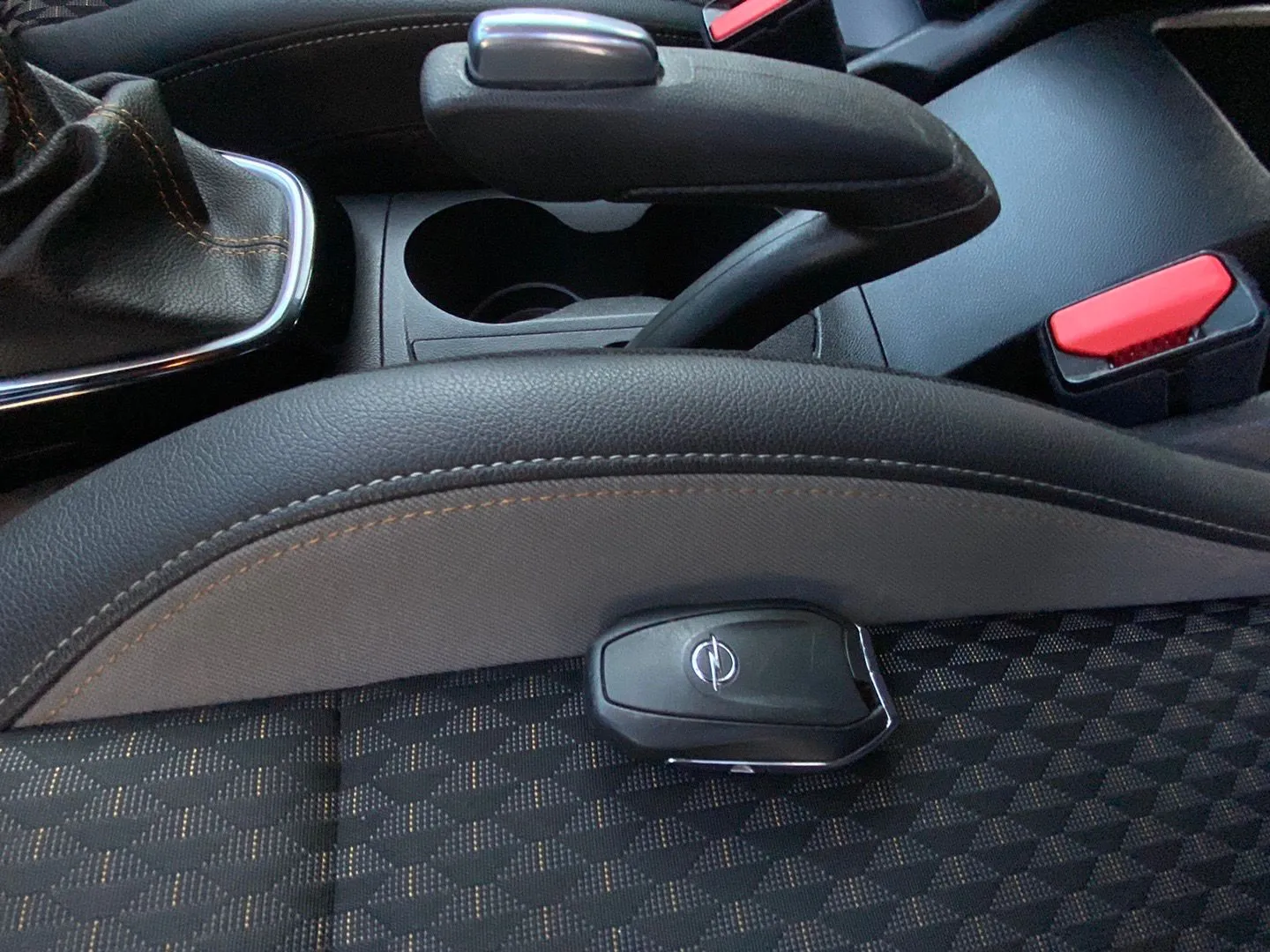 Opel Crossland 1.2 Innovation - foto 27