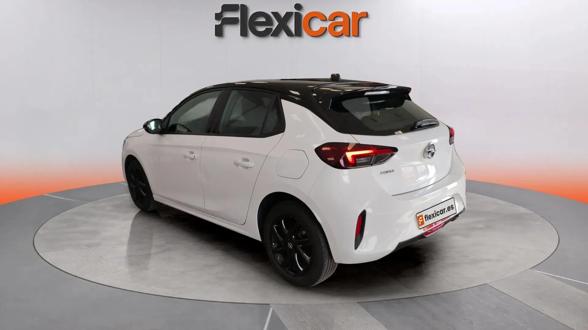 Opel Corsa 1.2T XHL Elegance - foto 8