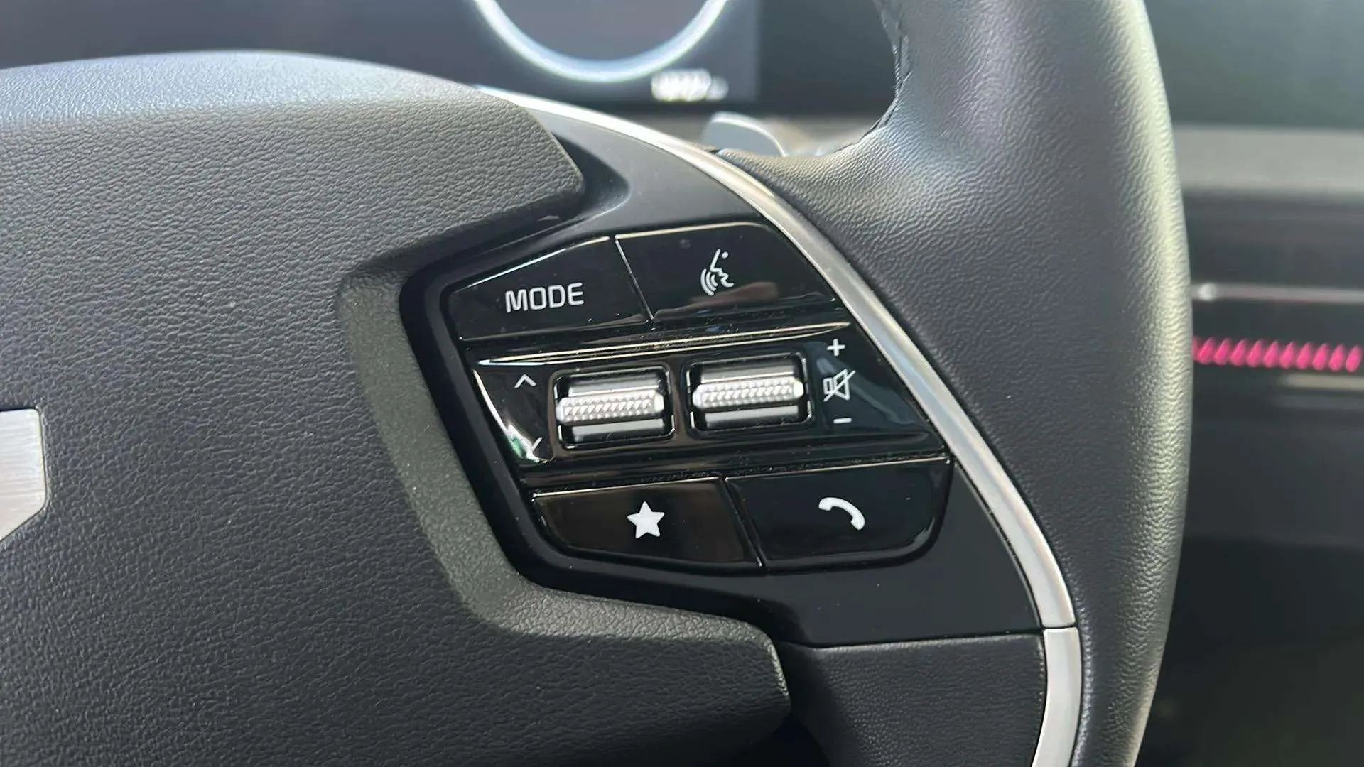 Kia EV6 Air 77,4kWh RWD (Long Range) - foto 15