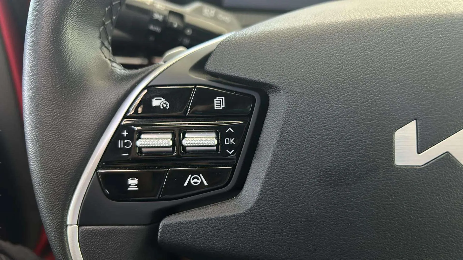 Kia EV6 Air 77,4kWh RWD (Long Range) - foto 14