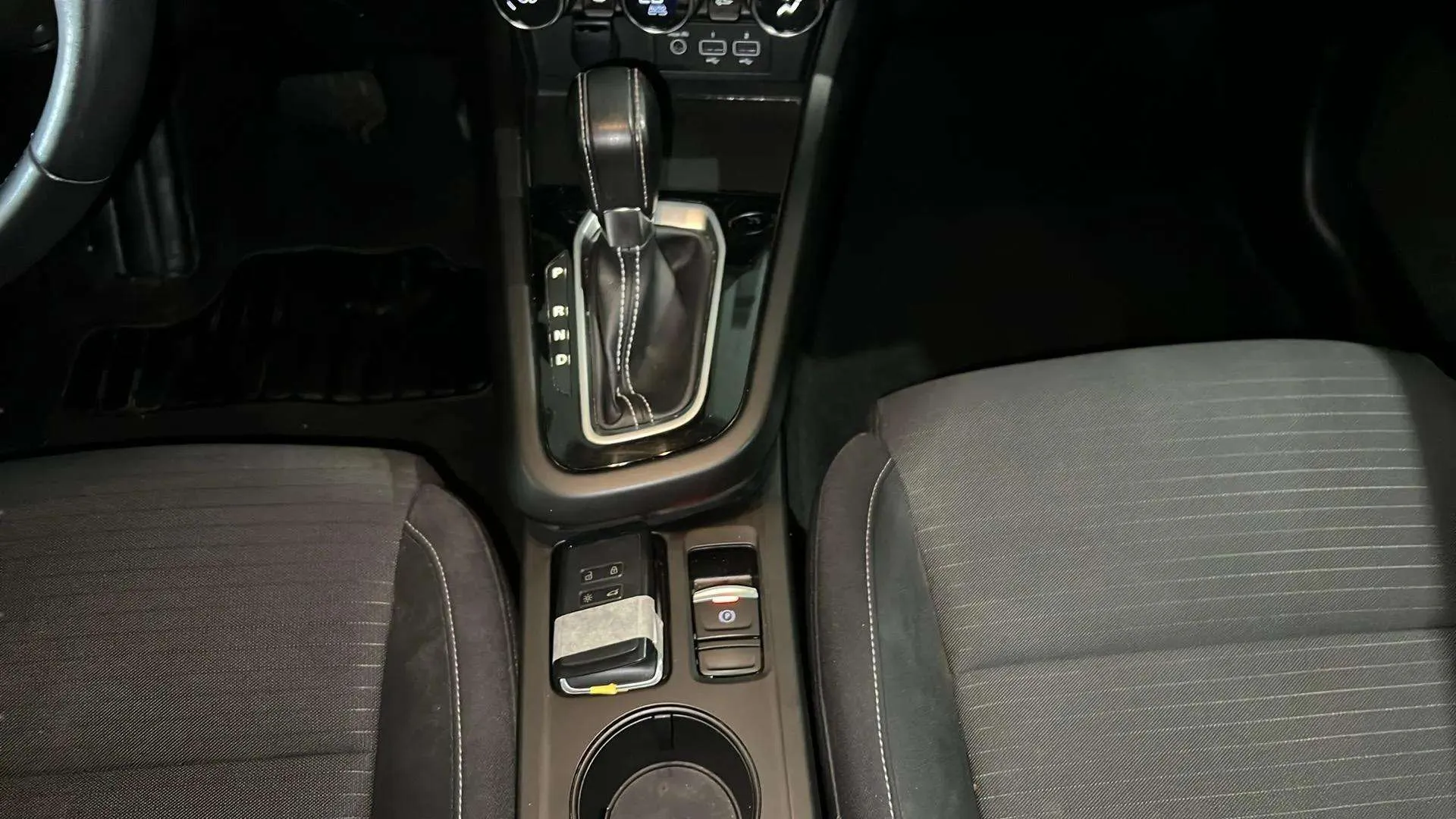Renault Arkana Equilibre TCe EDC mild Hybrid - foto 16
