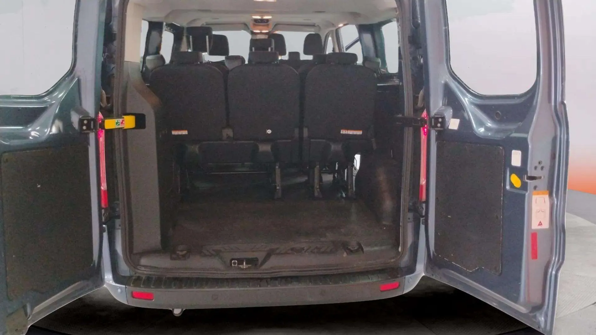 Ford Transit Custom Kombi 2.0 TDCi 320 L1 Sport - foto 23