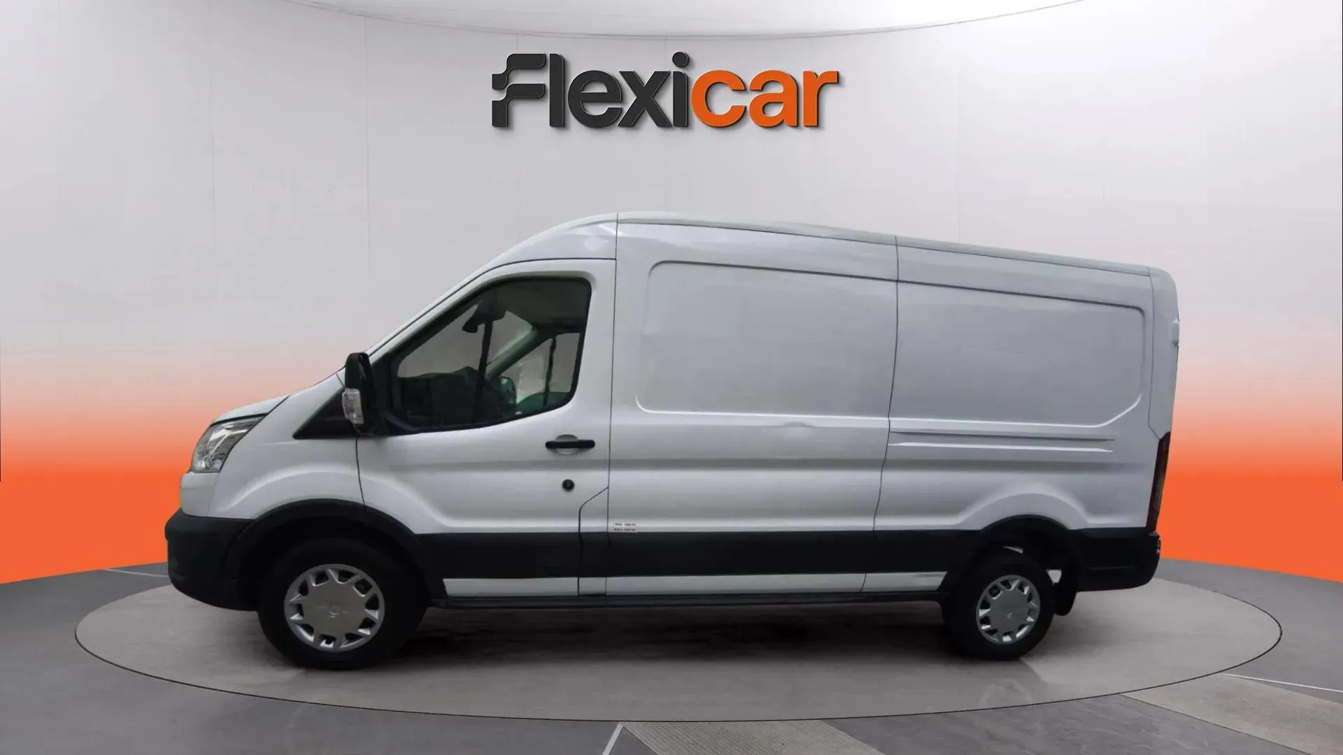 Ford Transit 2.0 EcoBlue L2H2 - foto 4