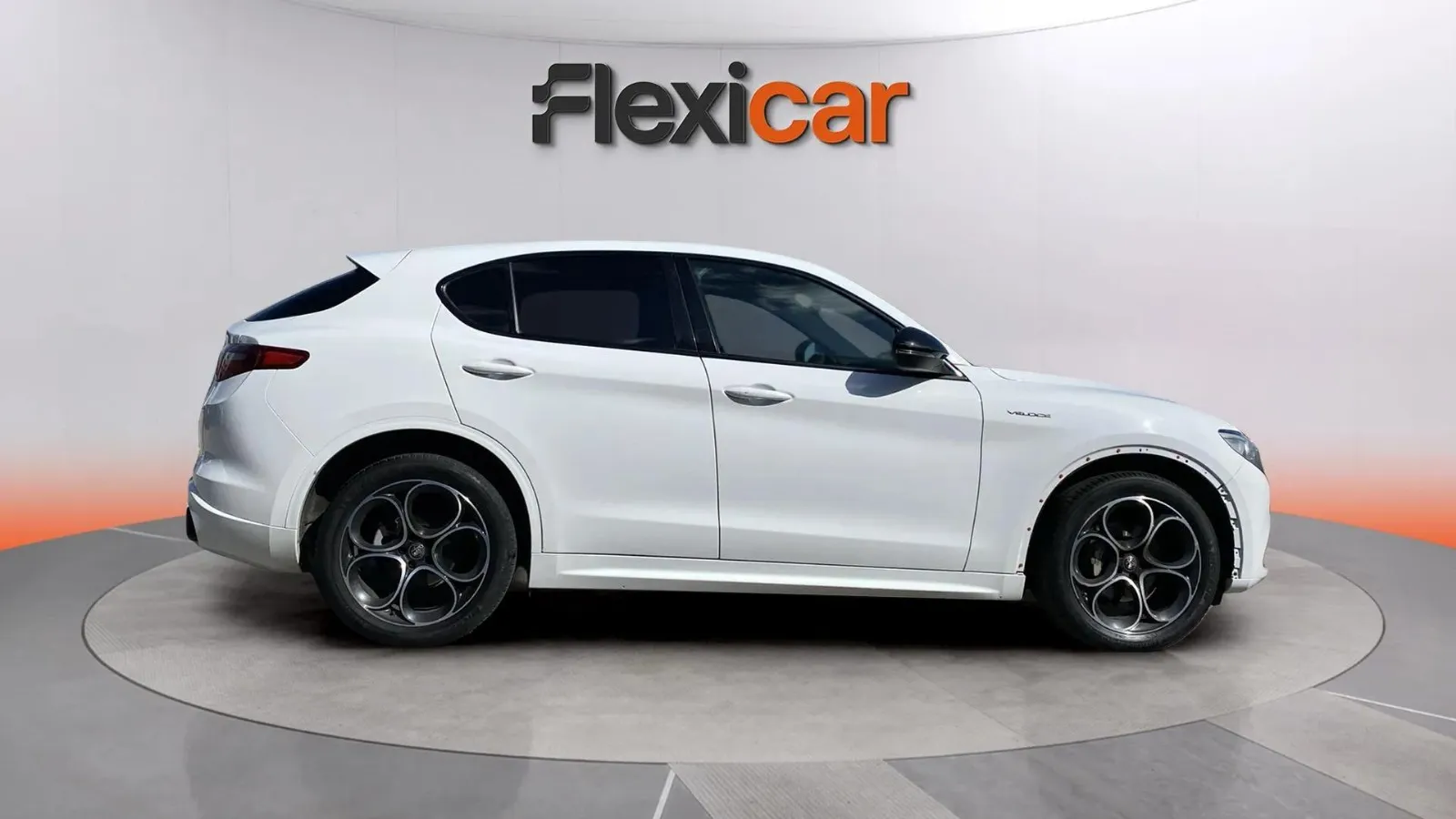 Alfa Romeo Stelvio 2.2 Diésel Veloce Q4 - foto 9