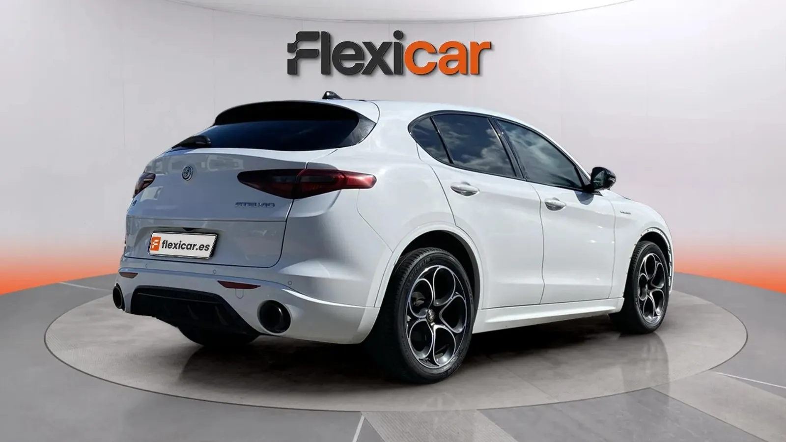 Alfa Romeo Stelvio 2.2 Diésel Veloce Q4 - foto 8