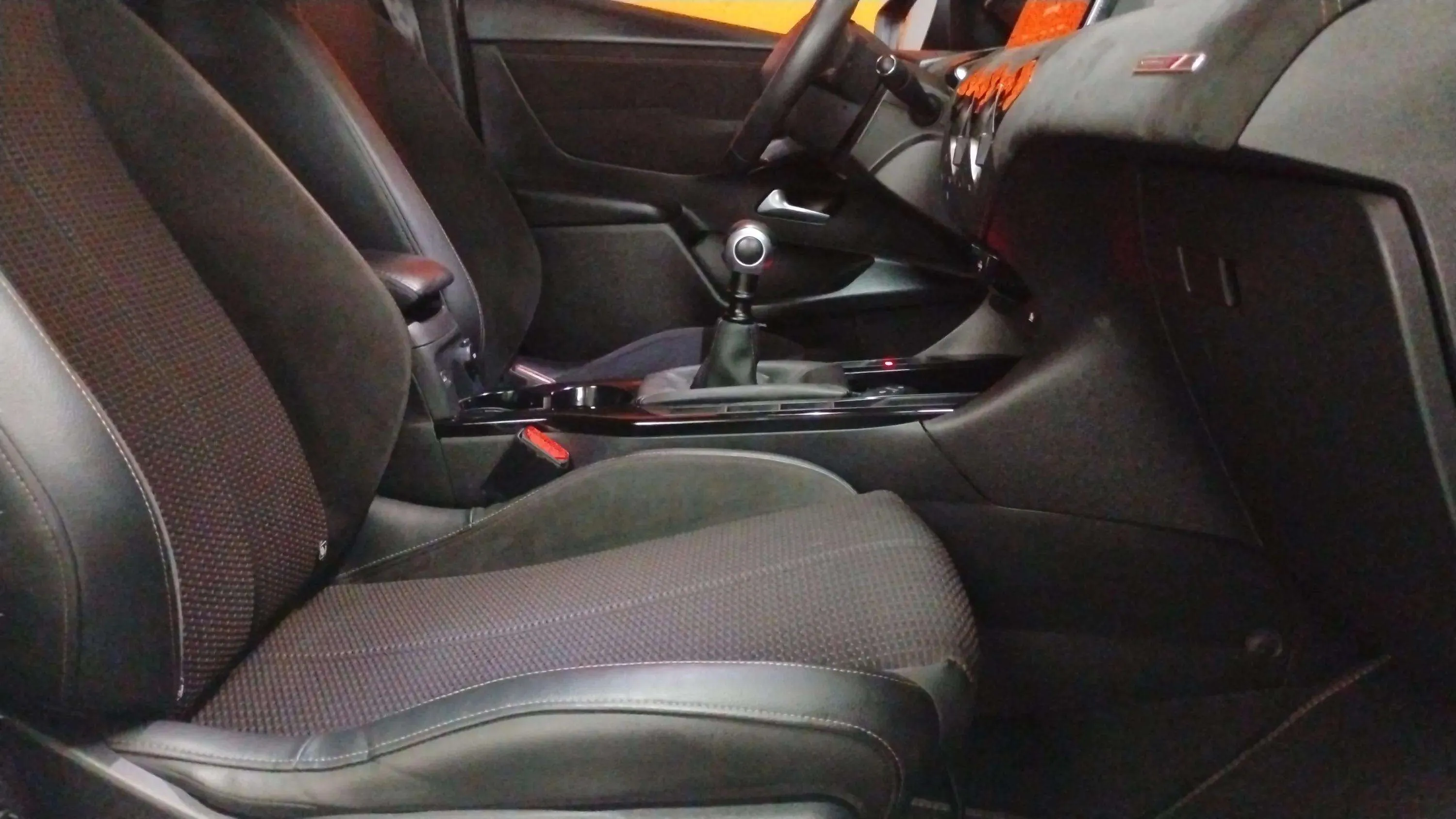 DS DS 3 Crossback PureTech Performance Line - foto 11
