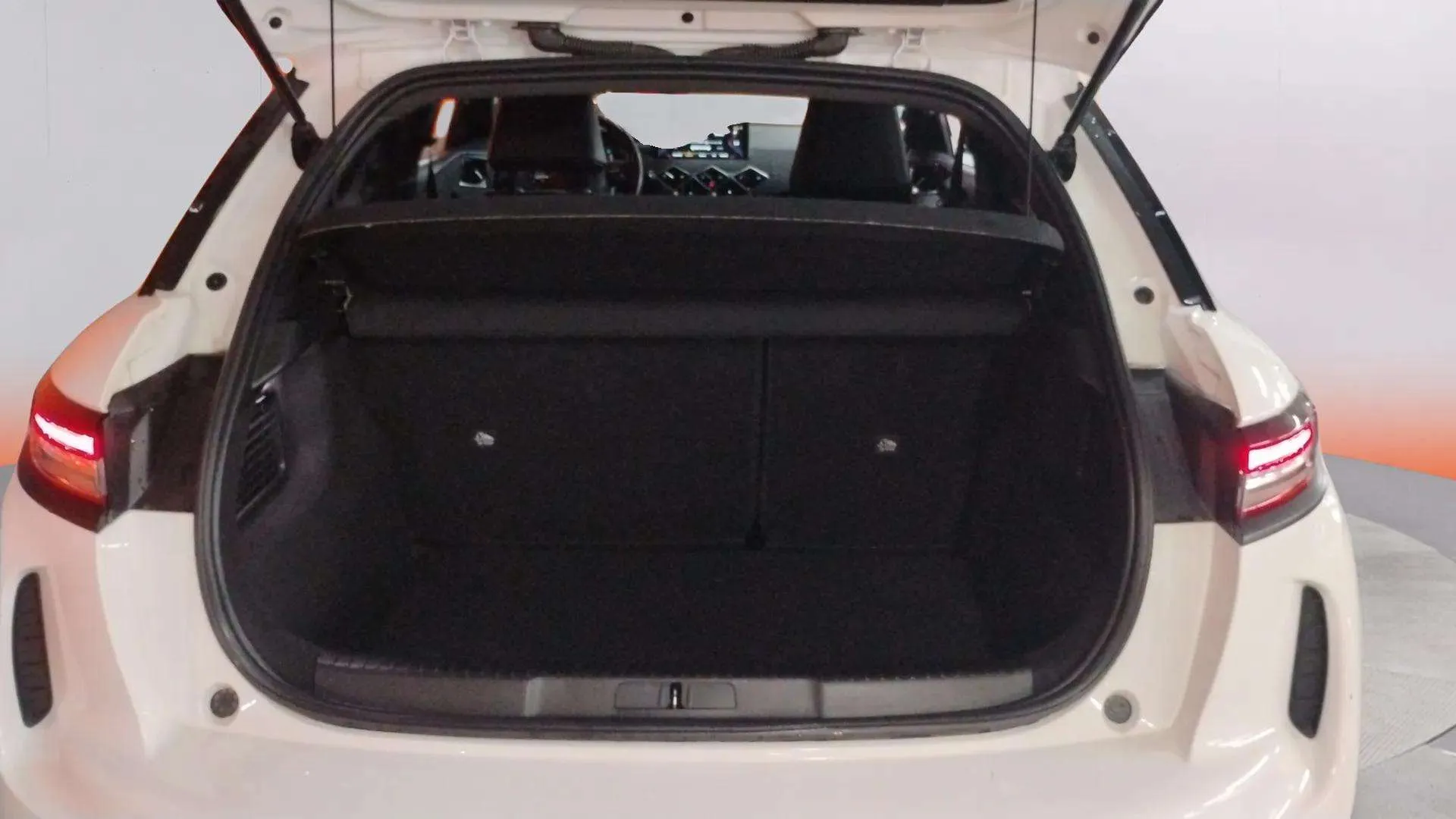 DS DS 3 Crossback PureTech Performance Line - foto 14