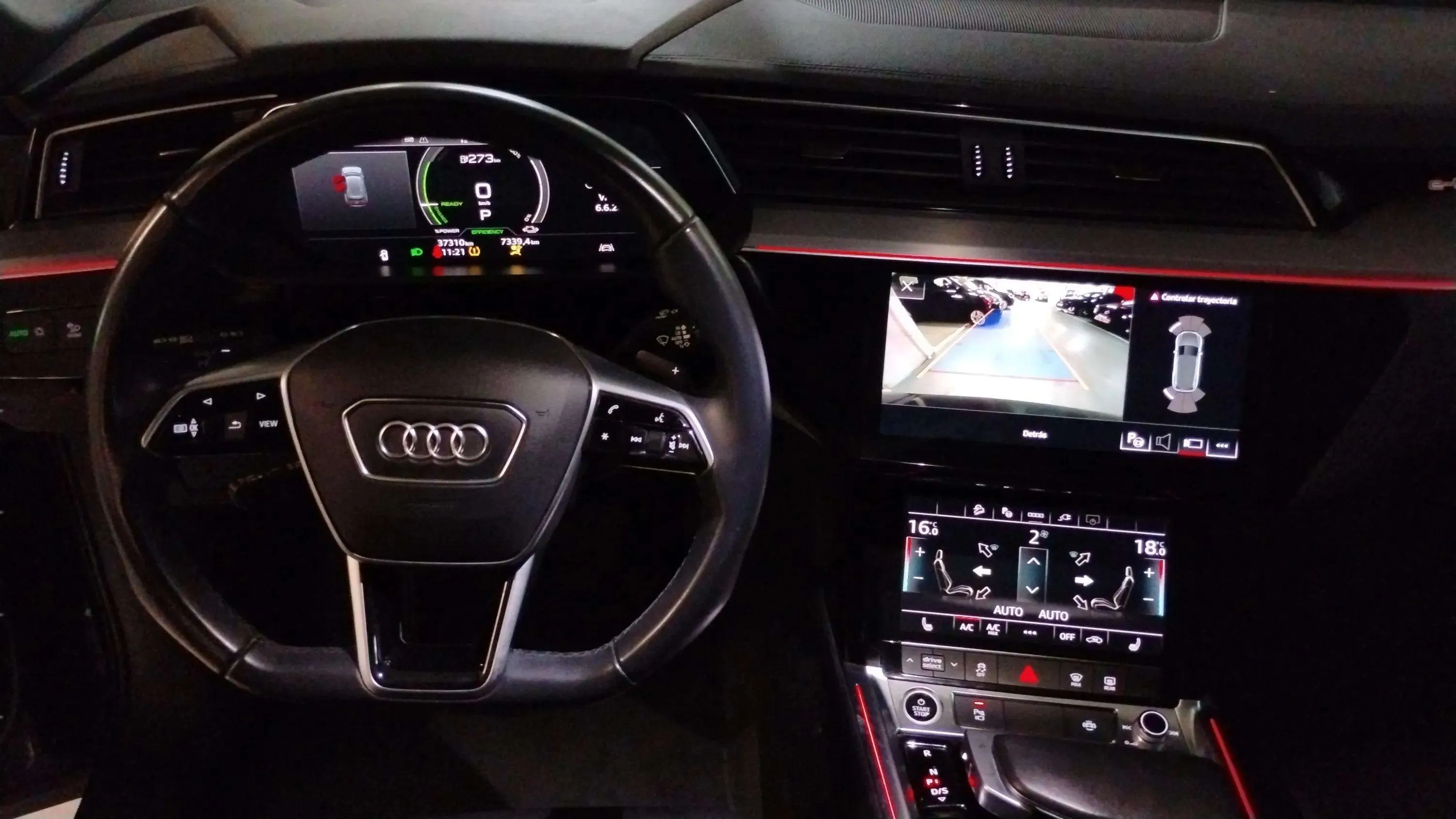 Audi e-tron 55 quattro - foto 8