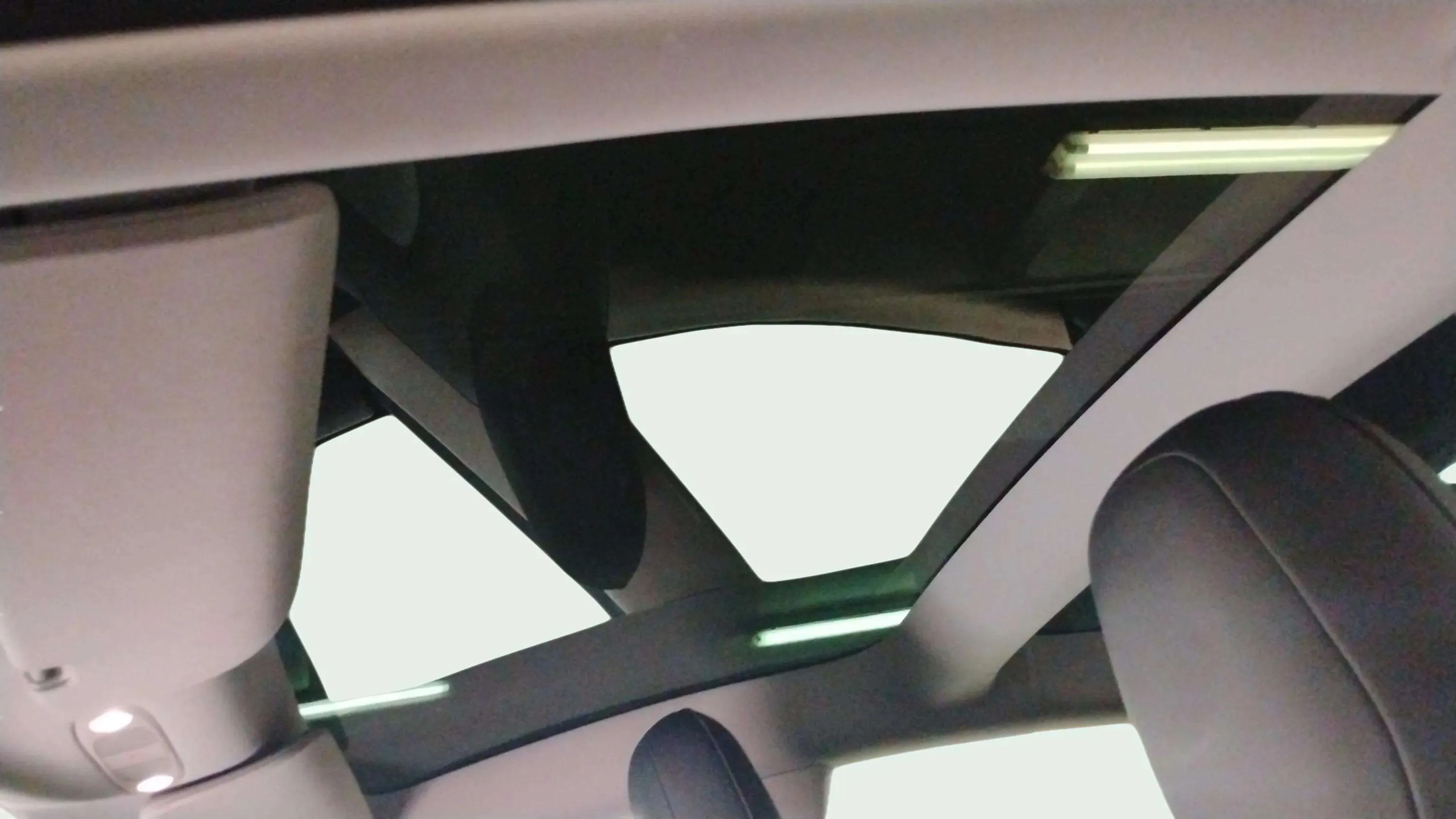 Tesla Model 3 RWD - foto 21