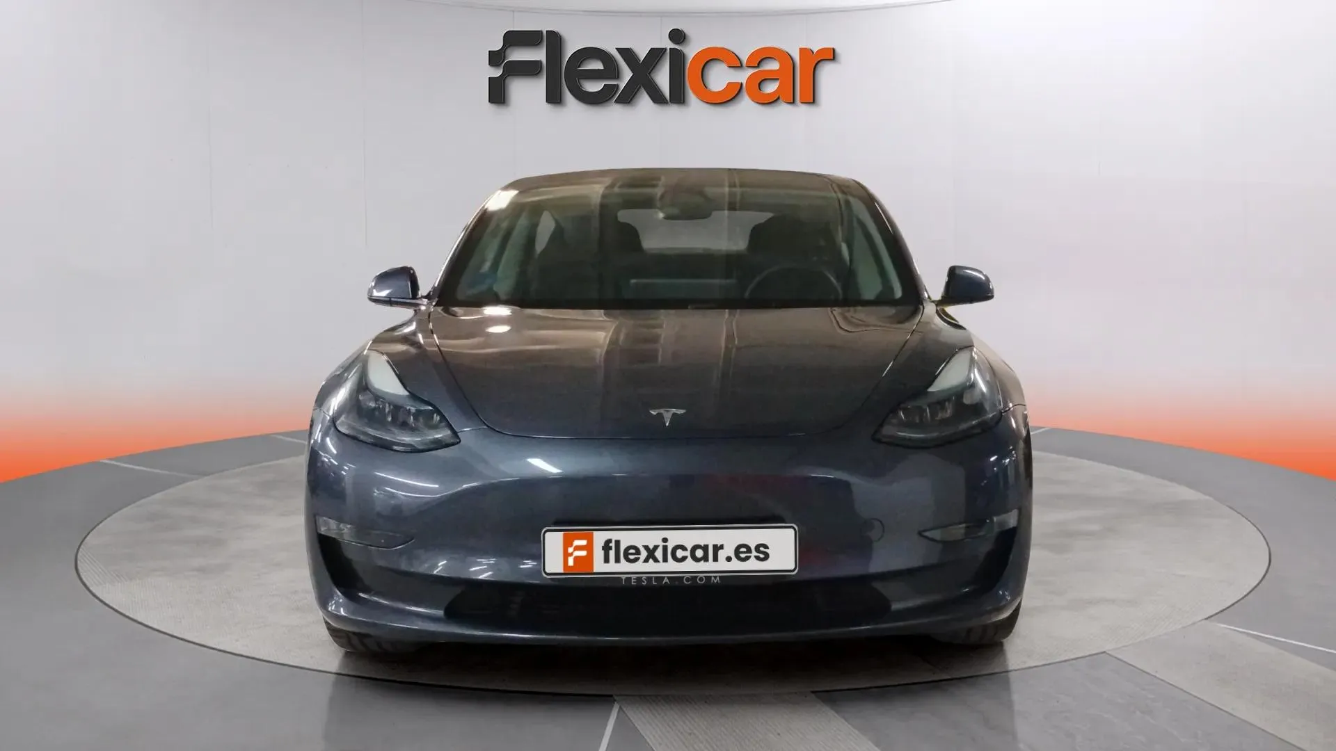 Tesla Model 3 RWD - foto 2