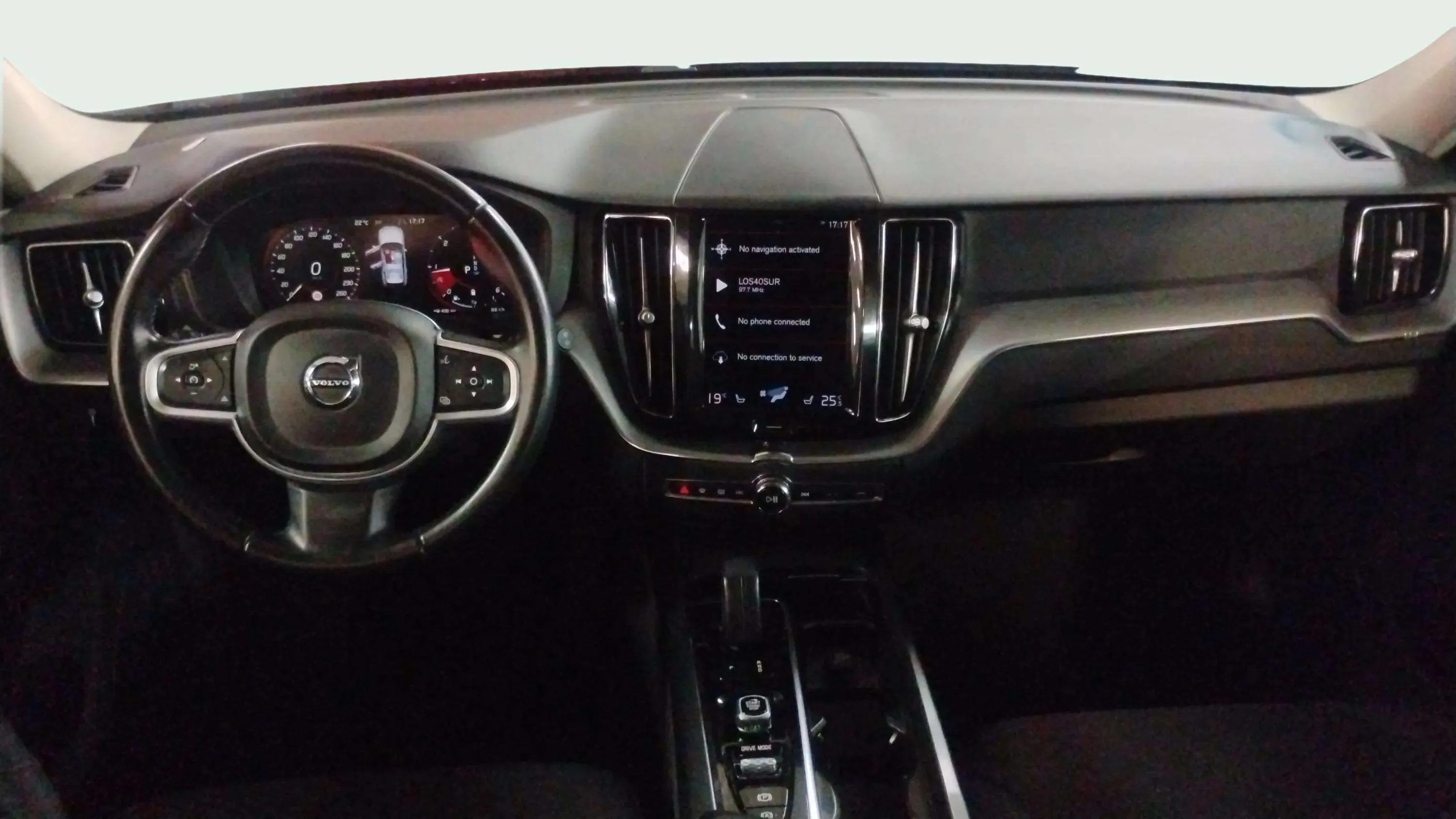 Volvo XC60 2.0 B4 D AWD Business Plus - foto 7