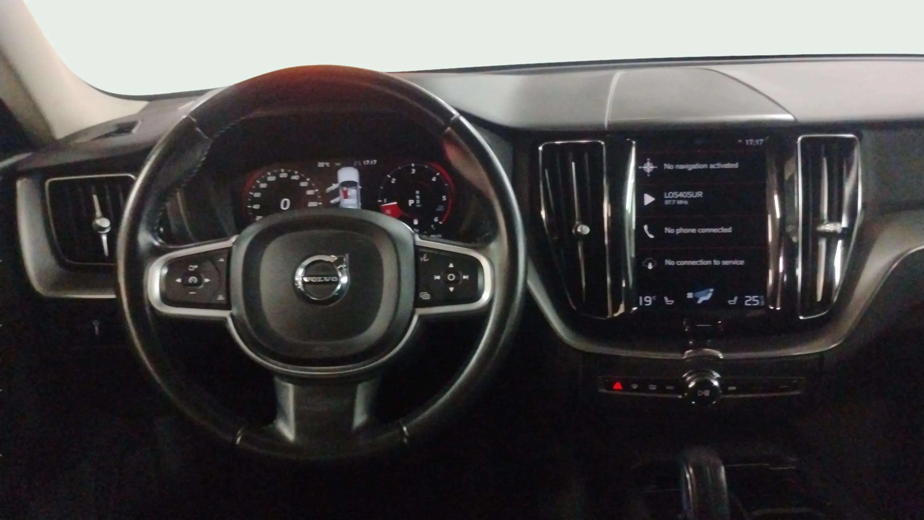 Volvo XC60 2.0 B4 D AWD Business Plus - foto 8