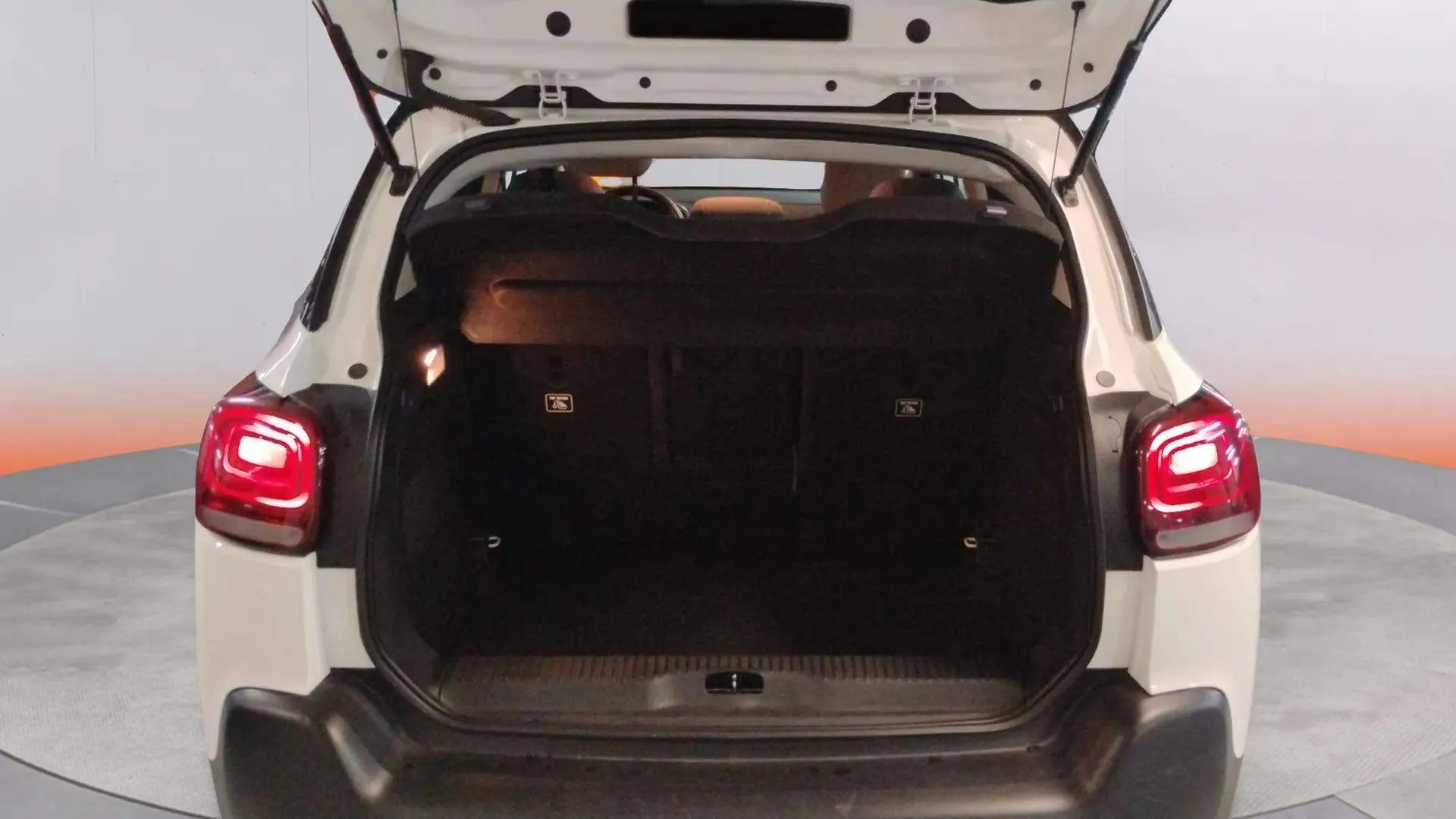 Citroën C3 Aircross BlueHDi EAT6 Shine Pack - foto 18