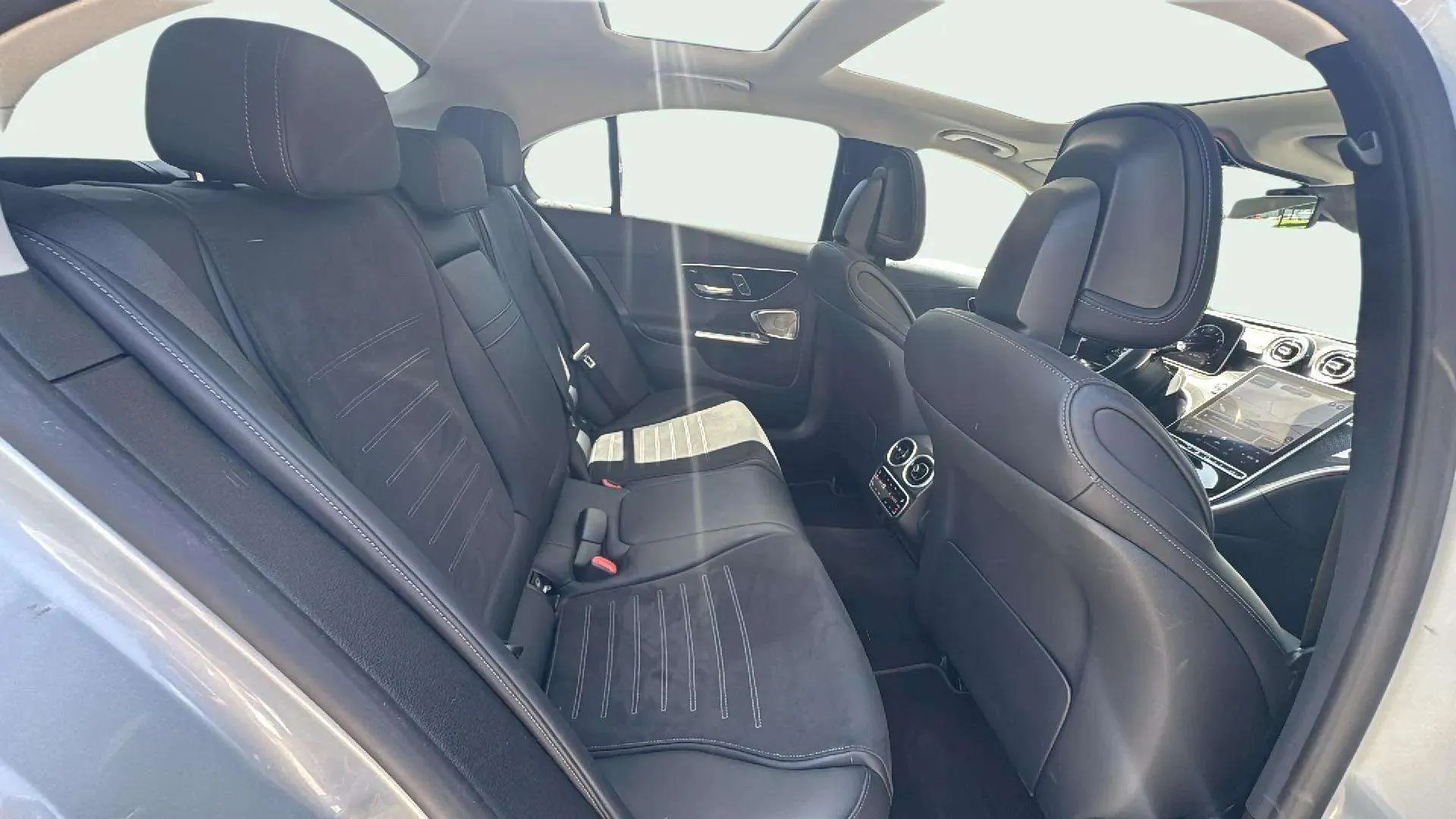 Mercedes-Benz Clase C C 200 - foto 11