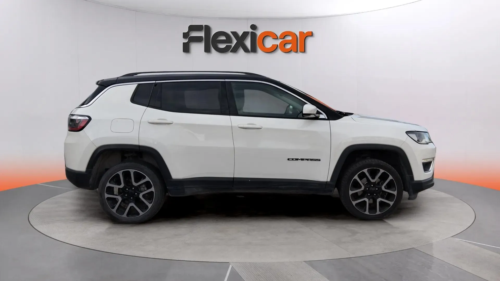 Jeep Compass 1.4 Mair Limited 4x4 AD - foto 6