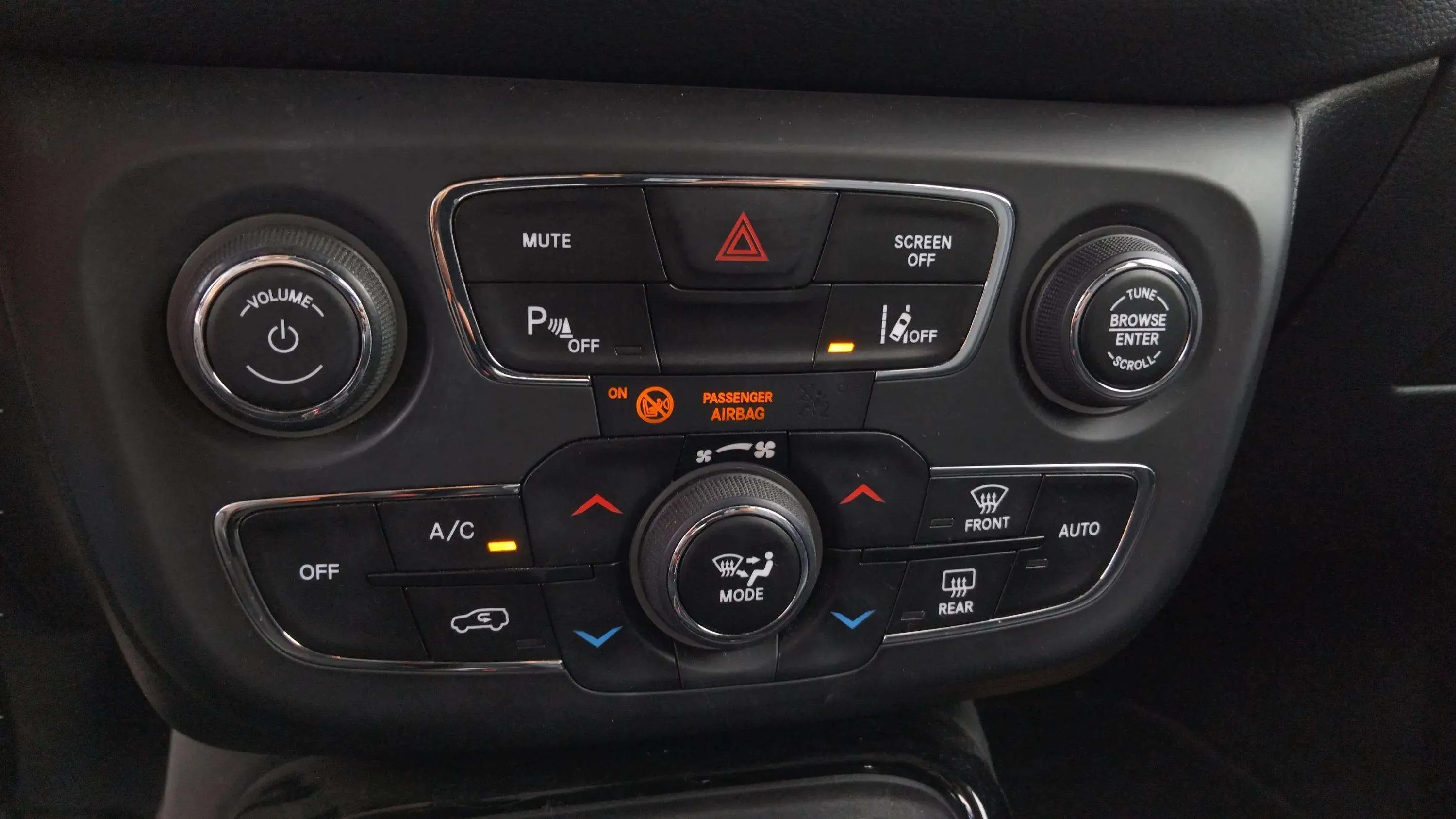 Jeep Compass 1.4 Mair Limited 4x4 AD - foto 21