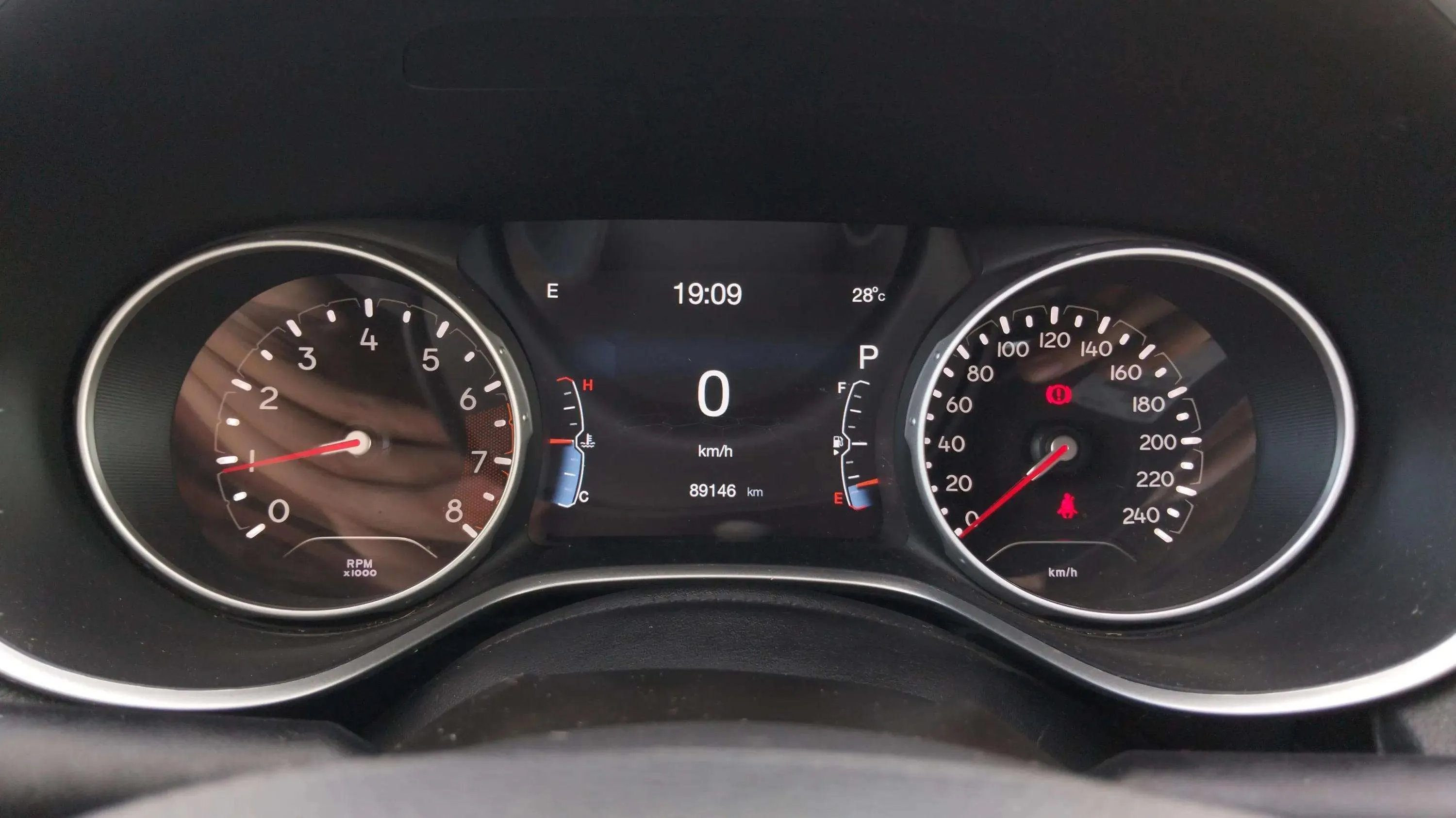 Jeep Compass 1.4 Mair Limited 4x4 AD - foto 13