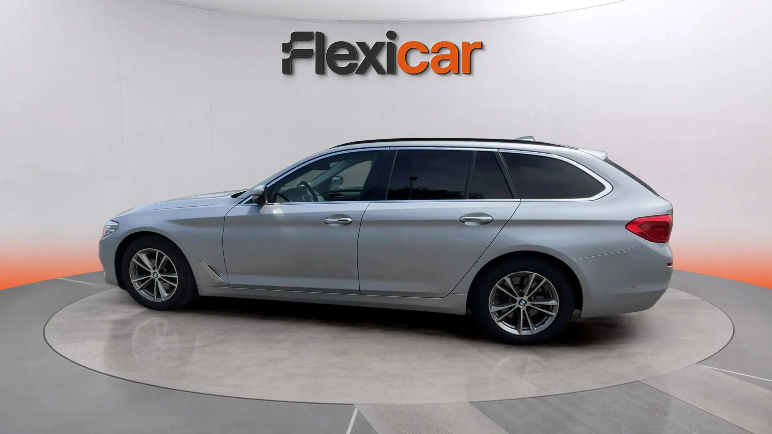 BMW Serie 5 520dA Touring - foto 4