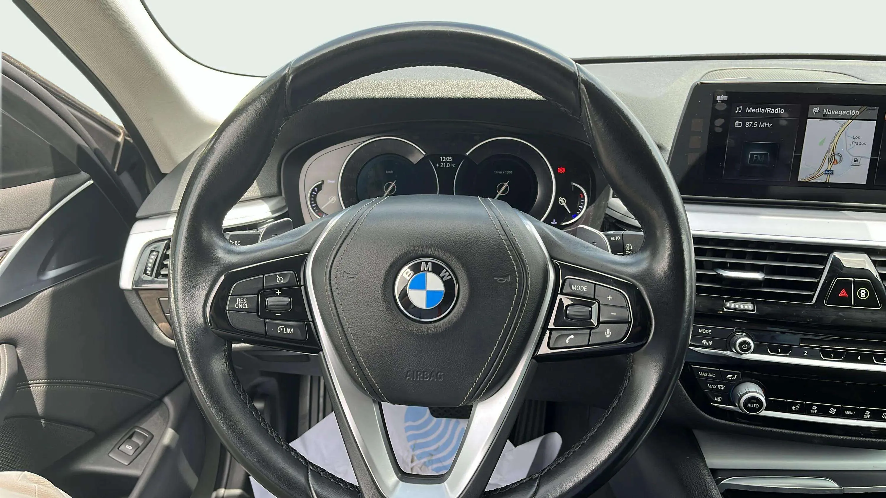 BMW Serie 5 520dA Touring - foto 10