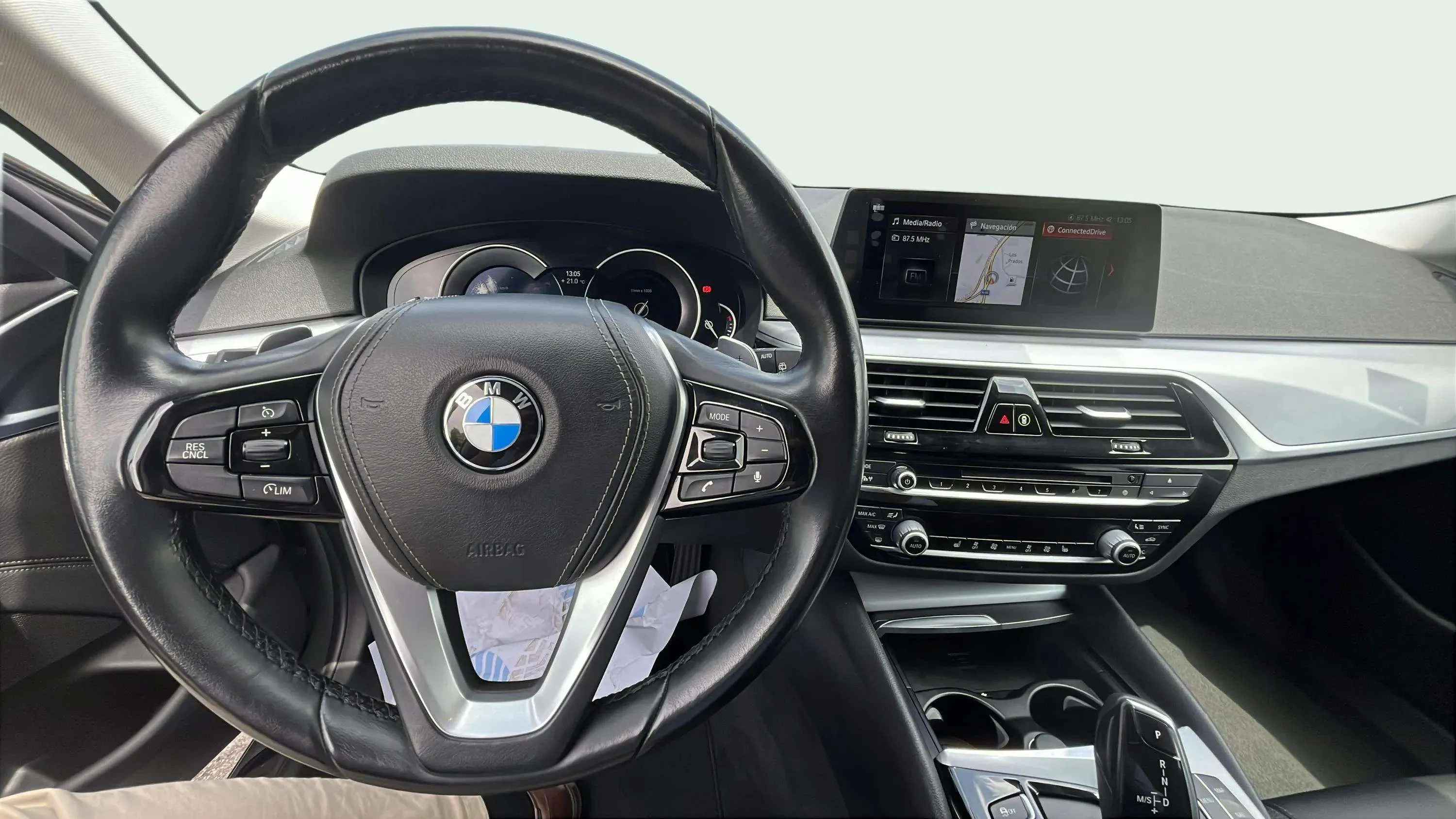 BMW Serie 5 520dA Touring - foto 18