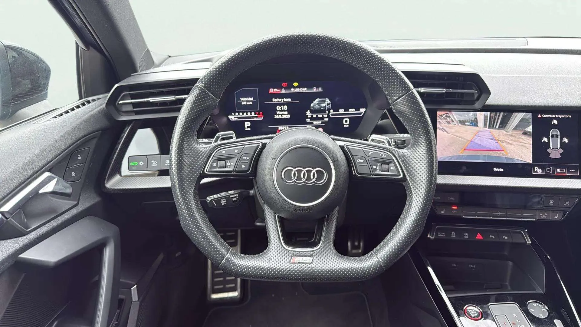 Audi A3 RS3 Sportback TFSI quattro S tron - foto 8