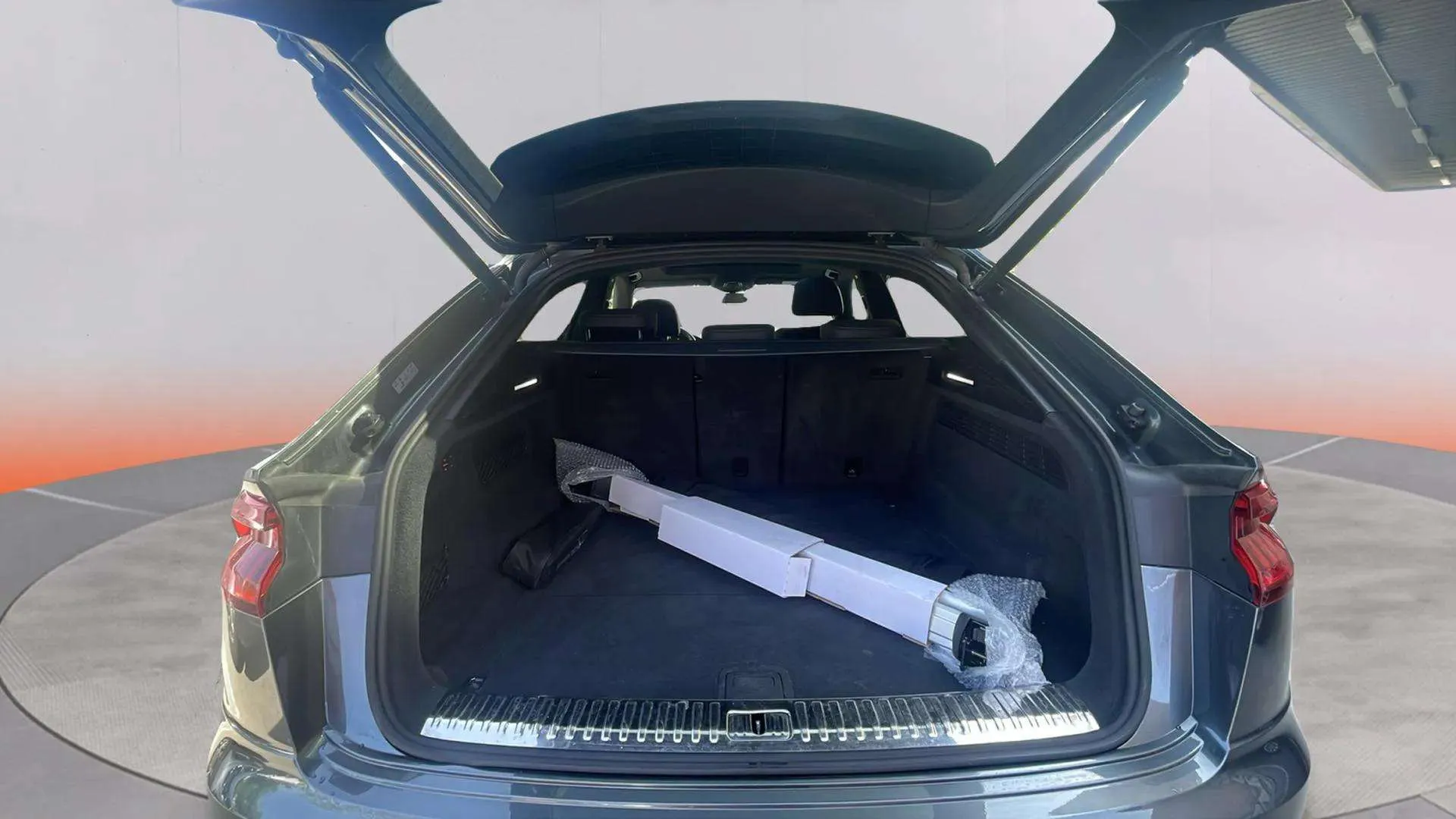 Audi Q8 50 TDI Black L quattro tiptronic - foto 47