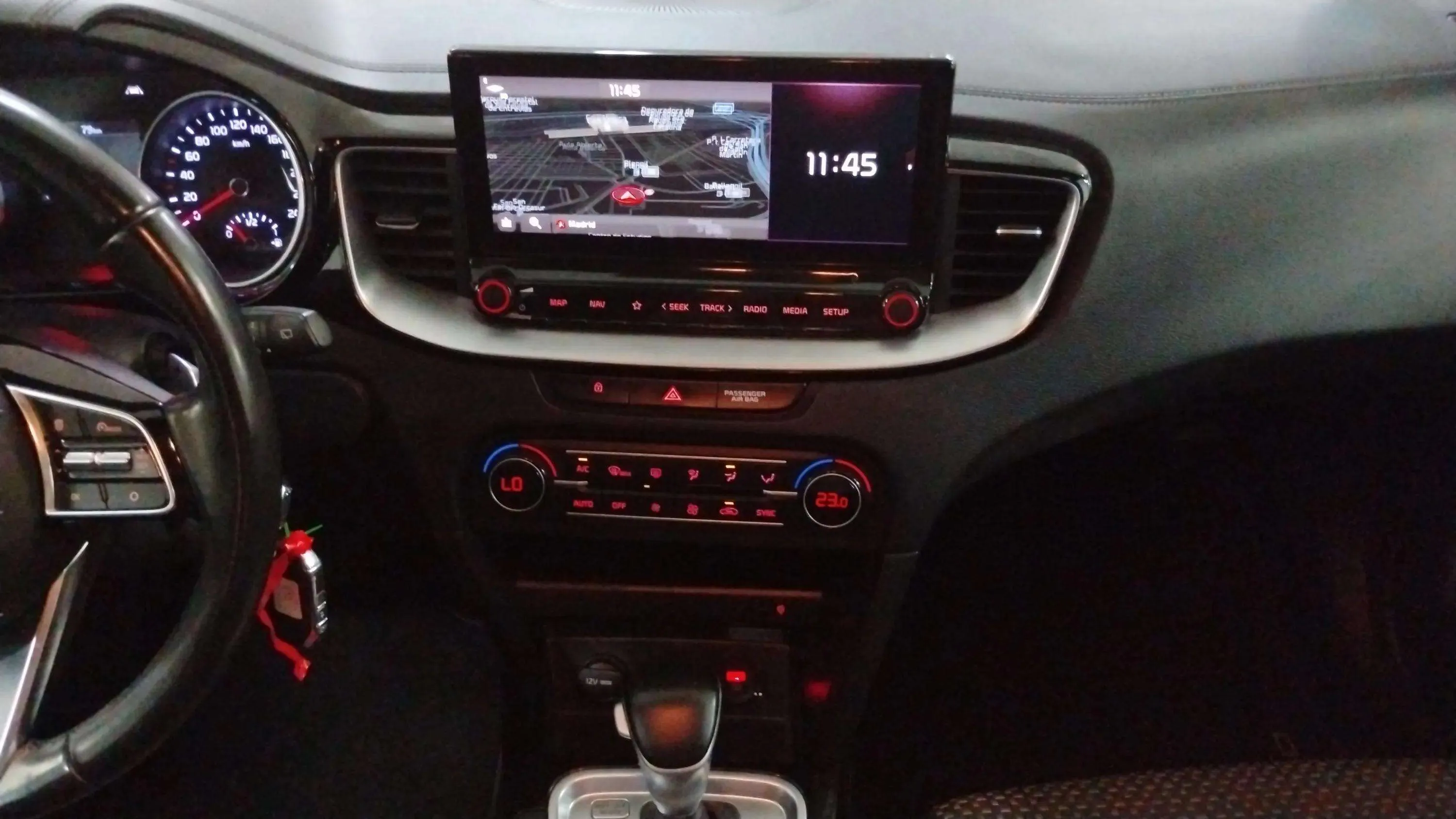 Kia Ceed Tourer 1.6 MHEV Tech DCT - foto 32