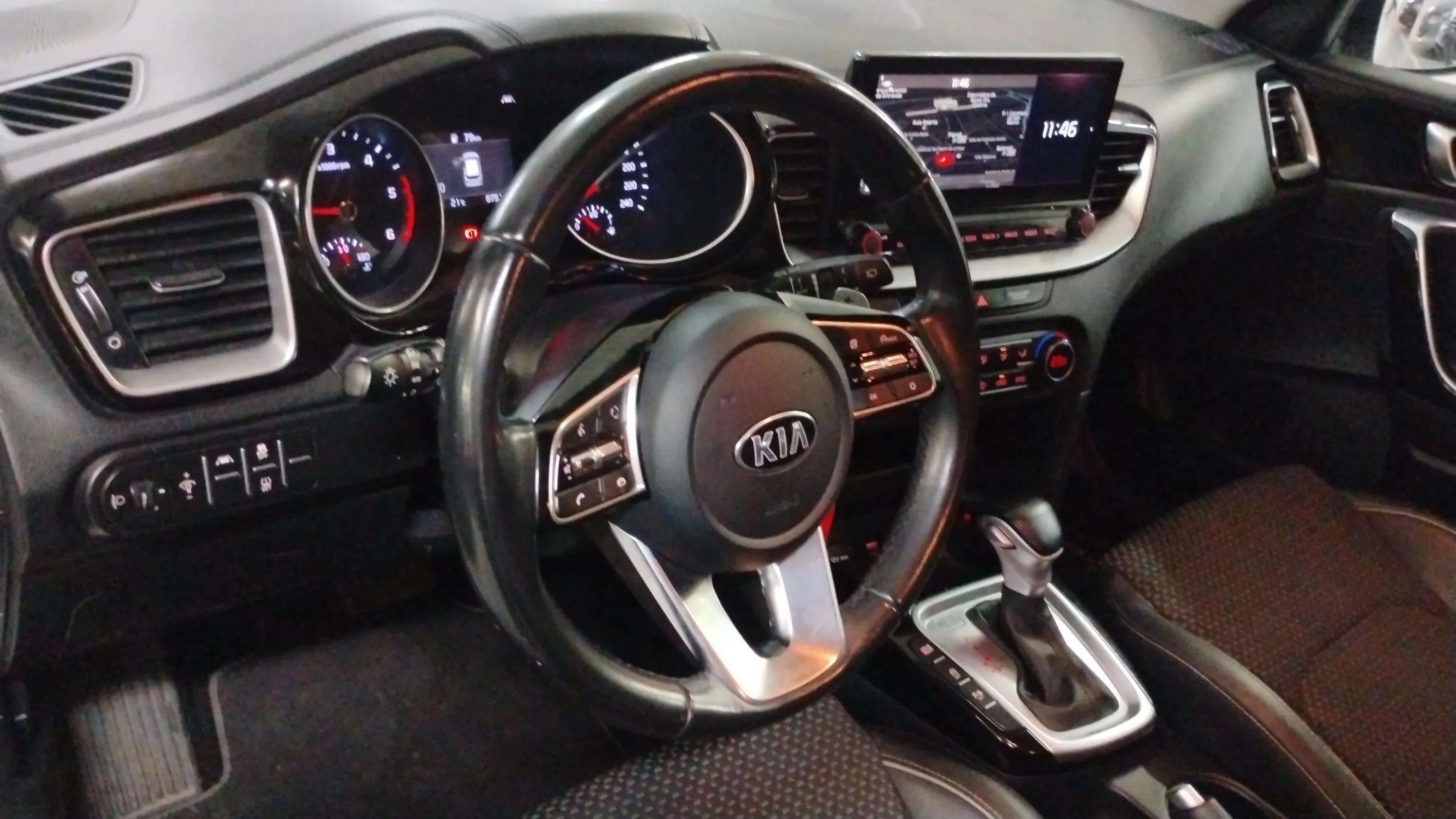 Kia Ceed Tourer 1.6 MHEV Tech DCT - foto 47