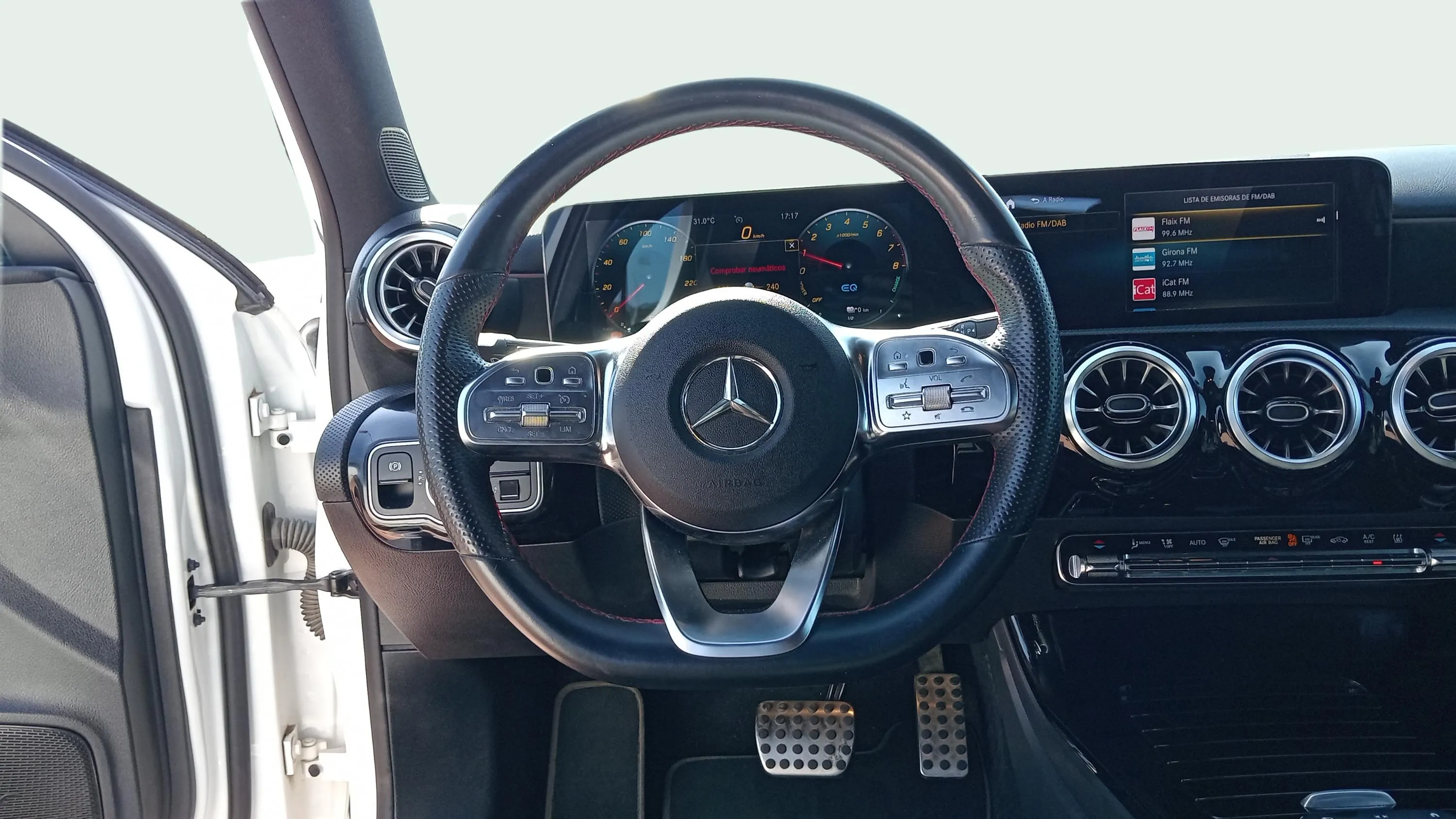 Mercedes-Benz Clase A A 250 e - foto 9