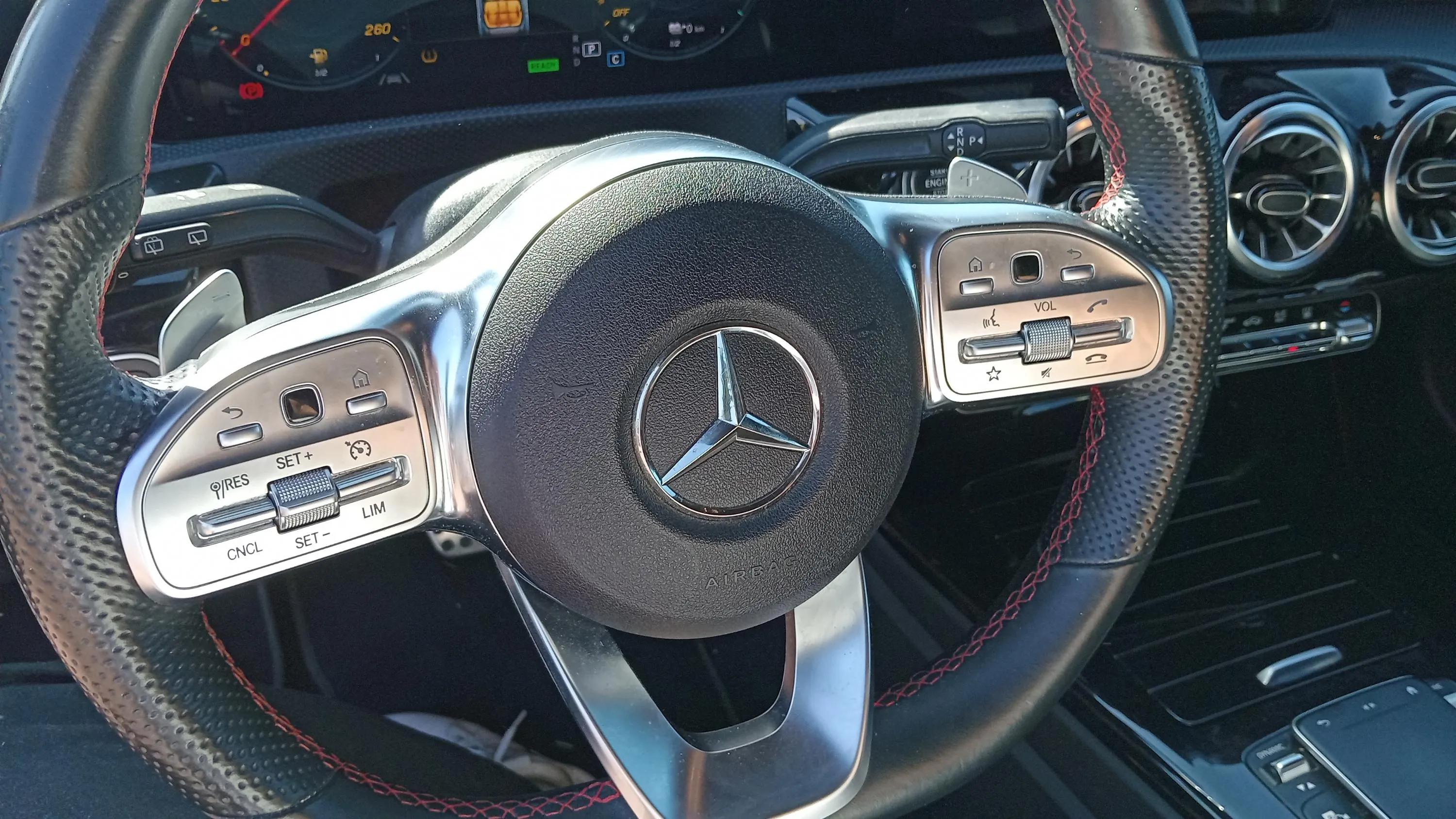Mercedes-Benz Clase A A 250 e - foto 18