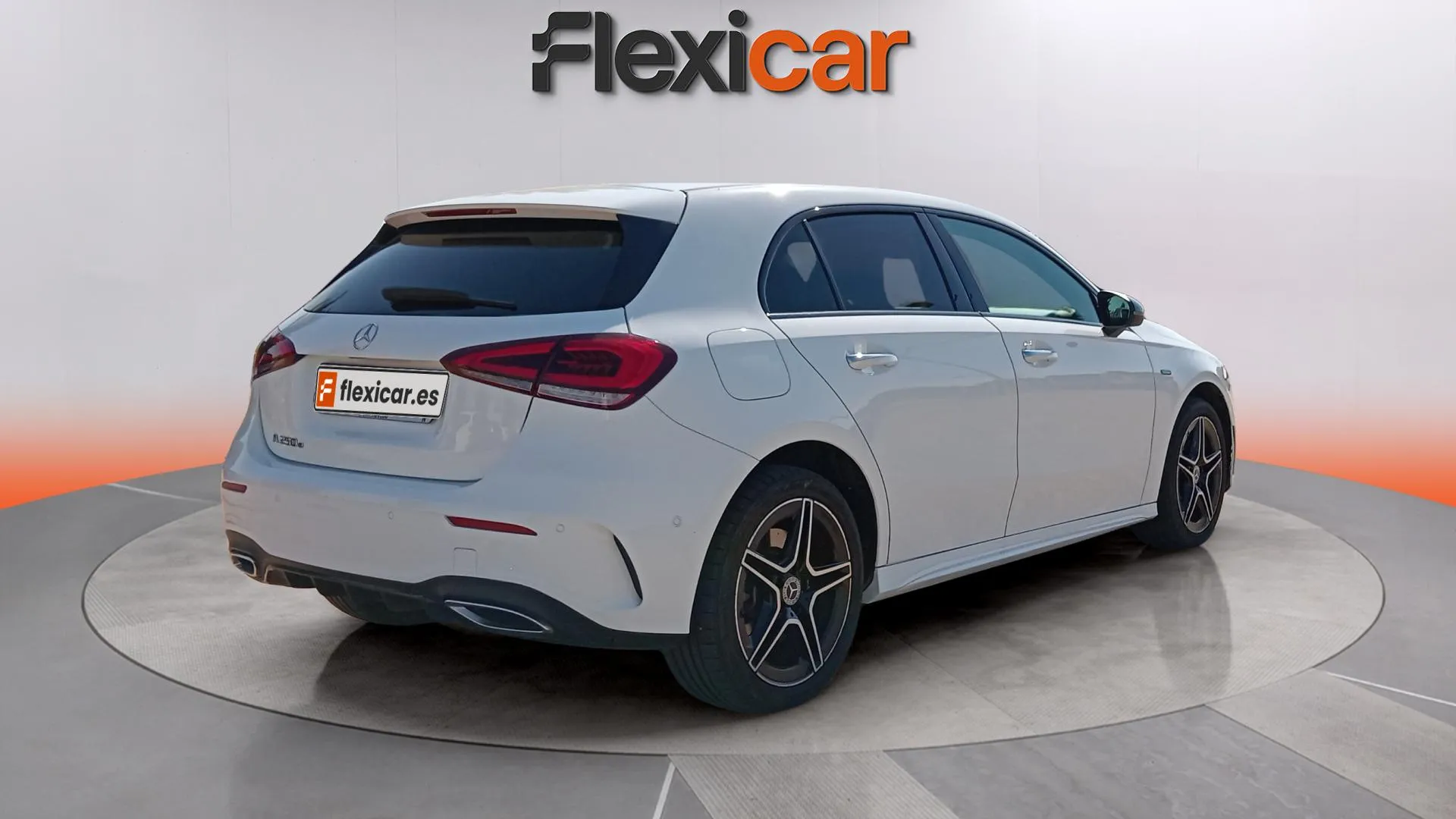 Mercedes-Benz Clase A A 250 e - foto 7
