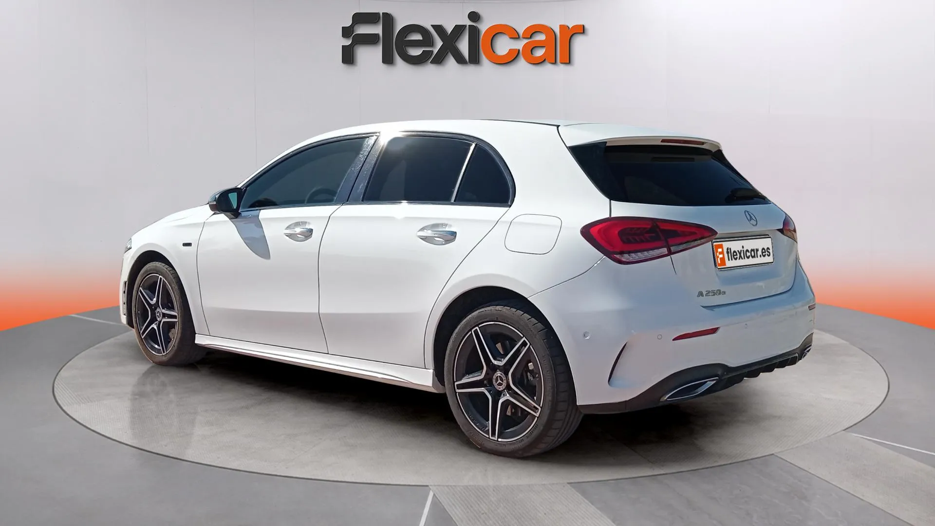 Mercedes-Benz Clase A A 250 e - foto 5