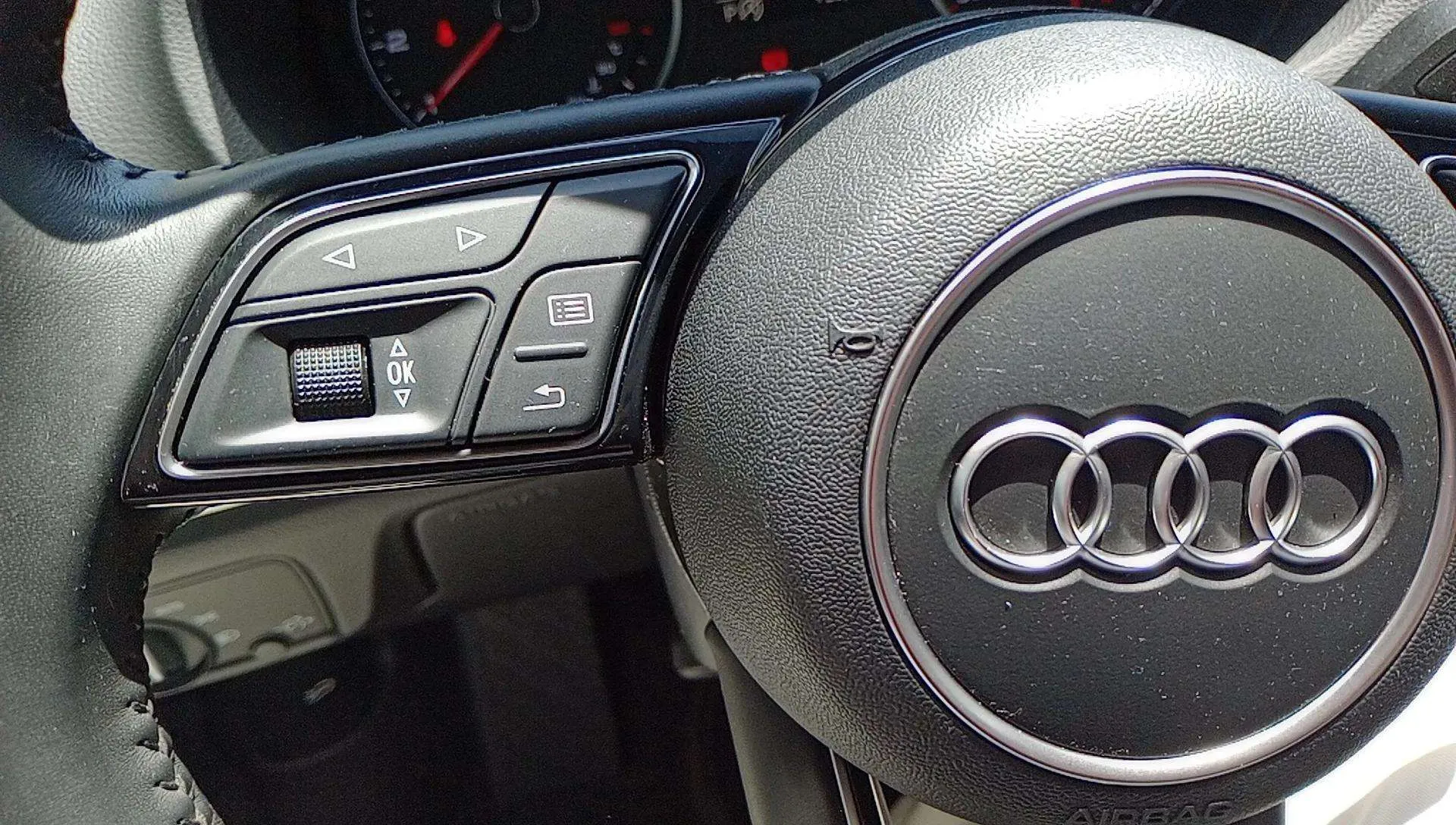 Audi A3 30 TFSI S tronic Sportback - foto 14