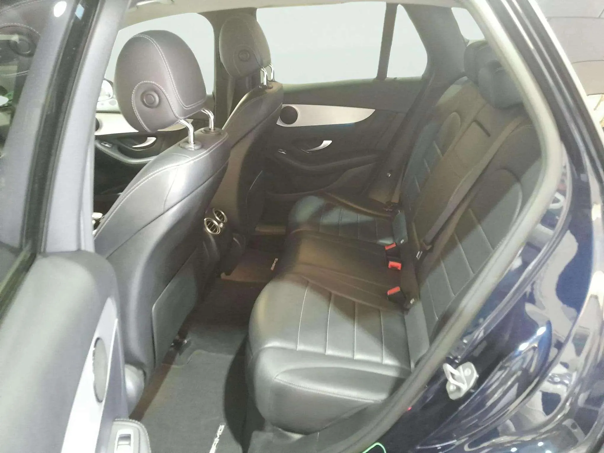 Mercedes-Benz GLC 220 d 4MATIC - foto 17