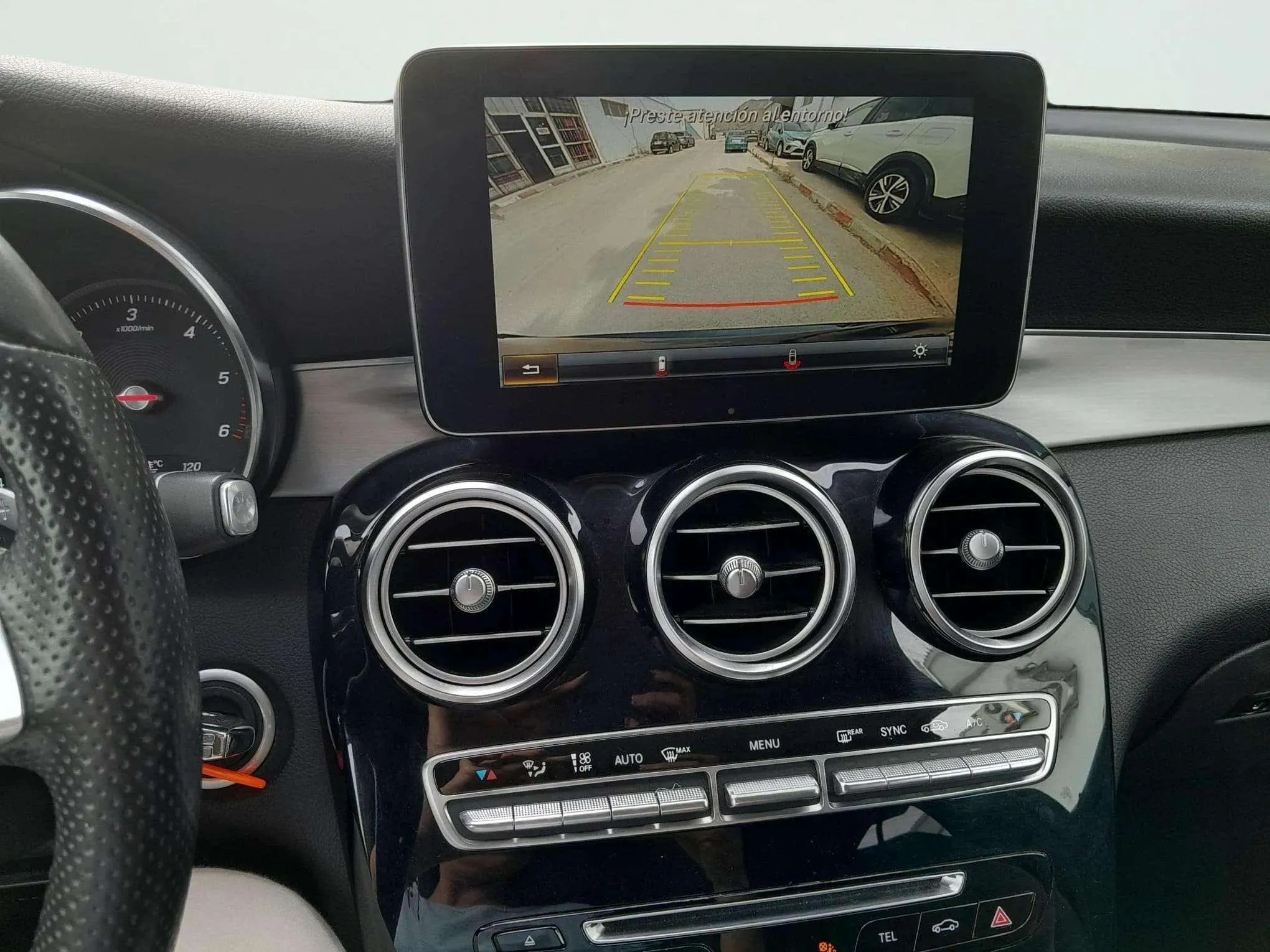 Mercedes-Benz GLC 220 d 4MATIC - foto 11