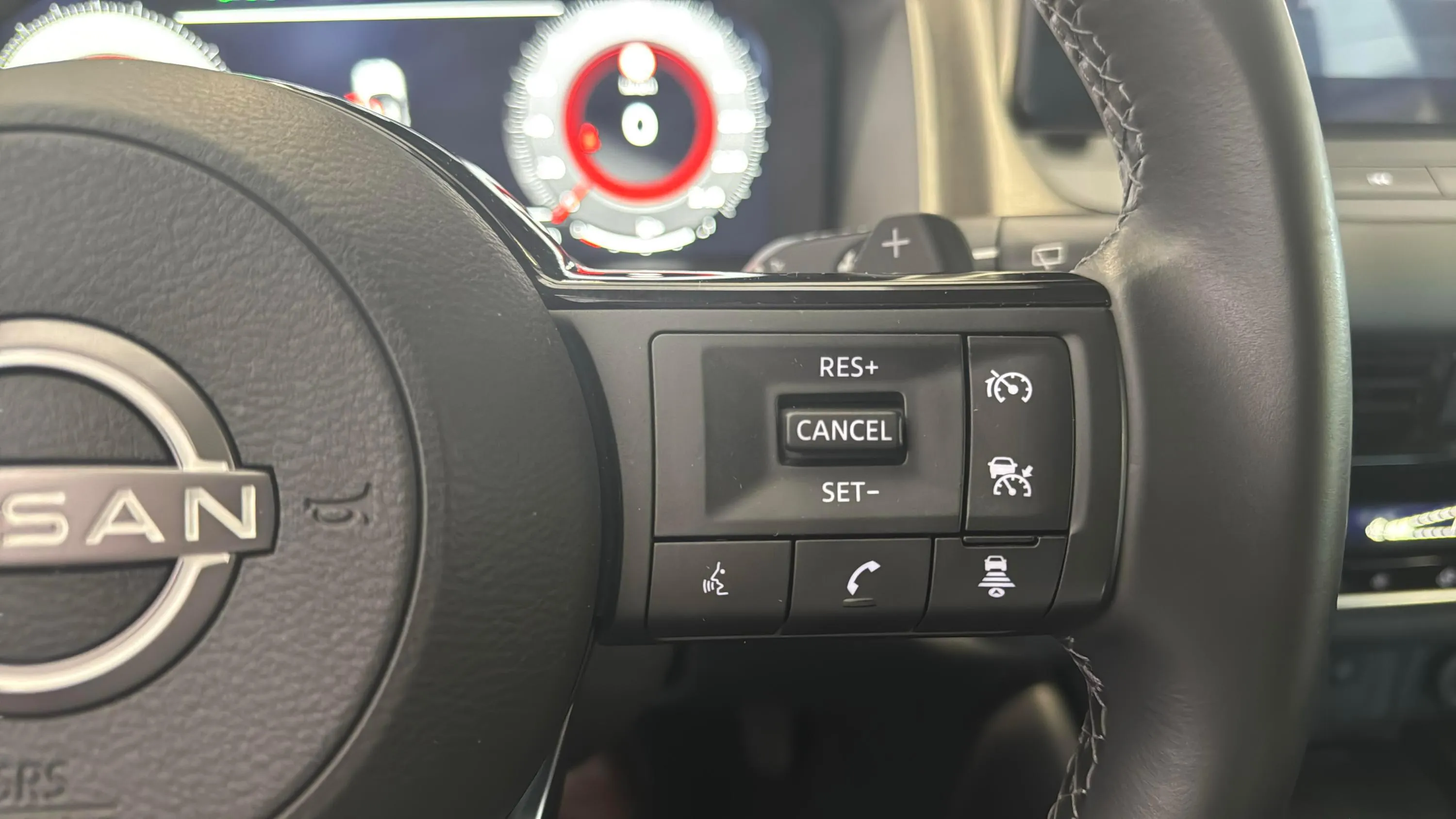 Nissan Qashqai DIG-T mHEV Xtronic Tekna - foto 13