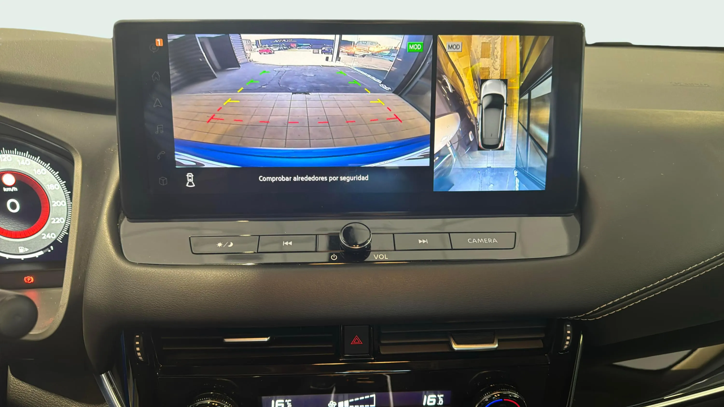 Nissan Qashqai DIG-T mHEV Xtronic Tekna - foto 15
