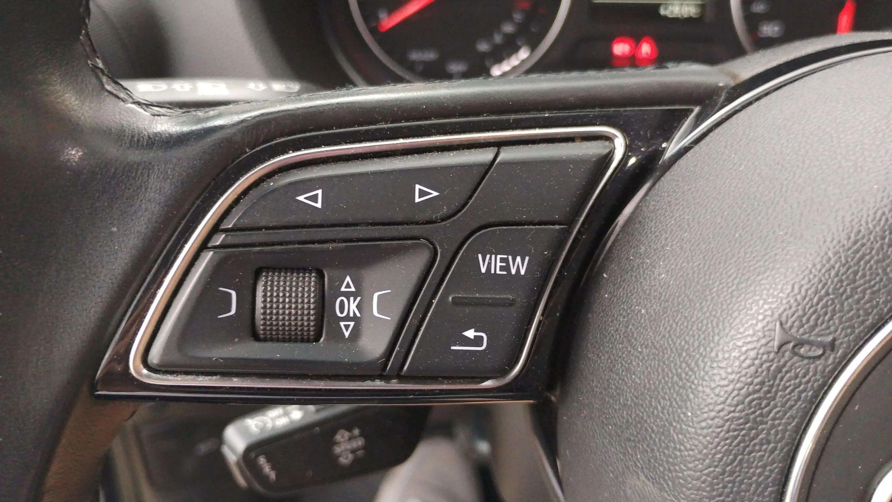 Audi Q2 Advanced 30 TDI - foto 15