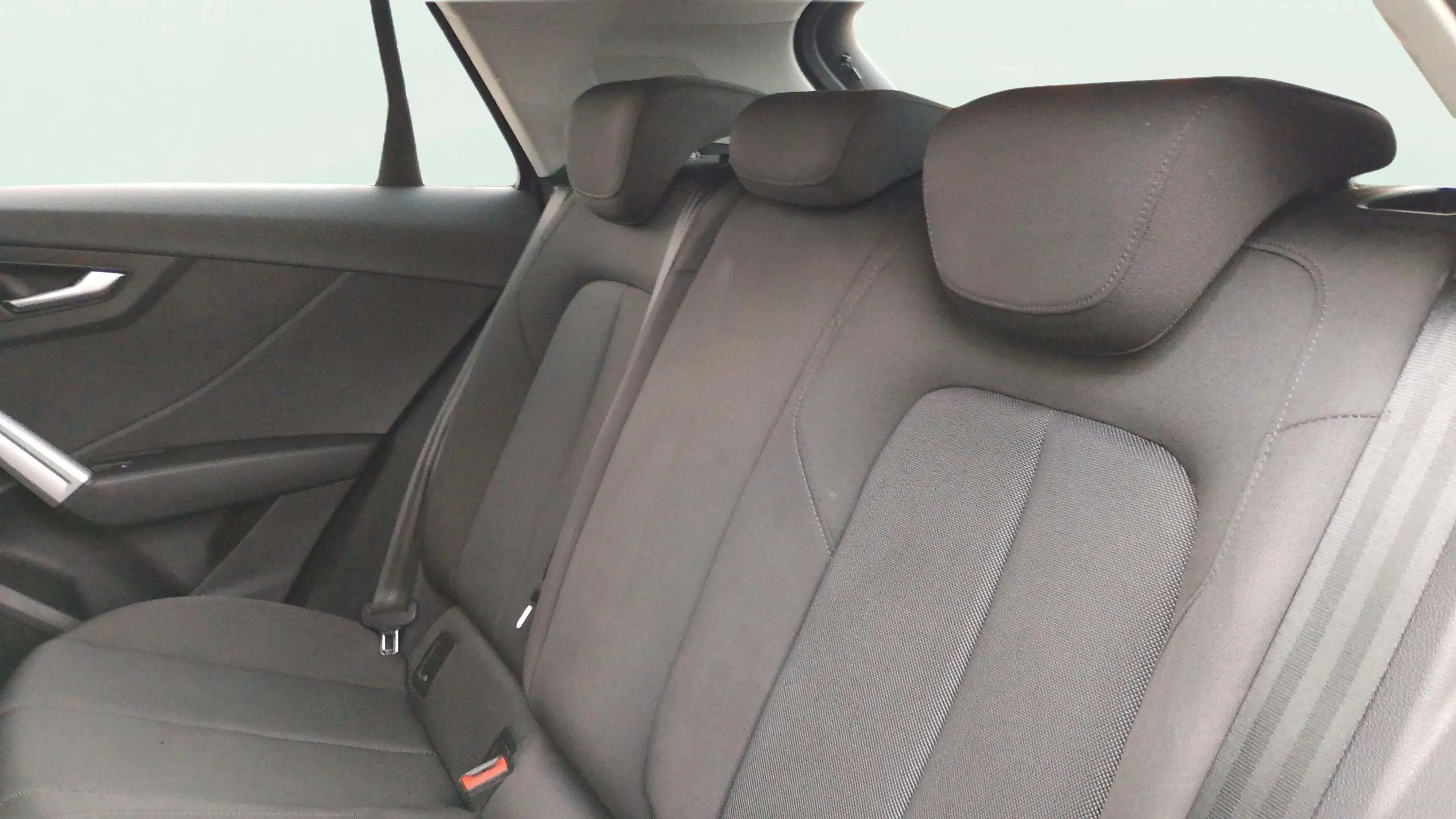 Audi Q2 Advanced 30 TDI - foto 10