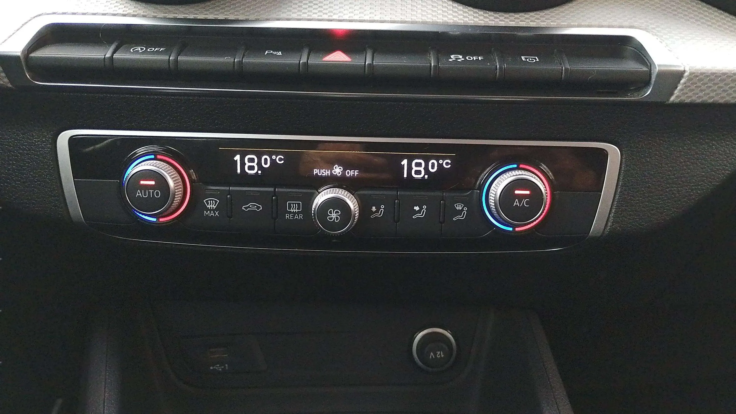 Audi Q2 Advanced 30 TDI - foto 17