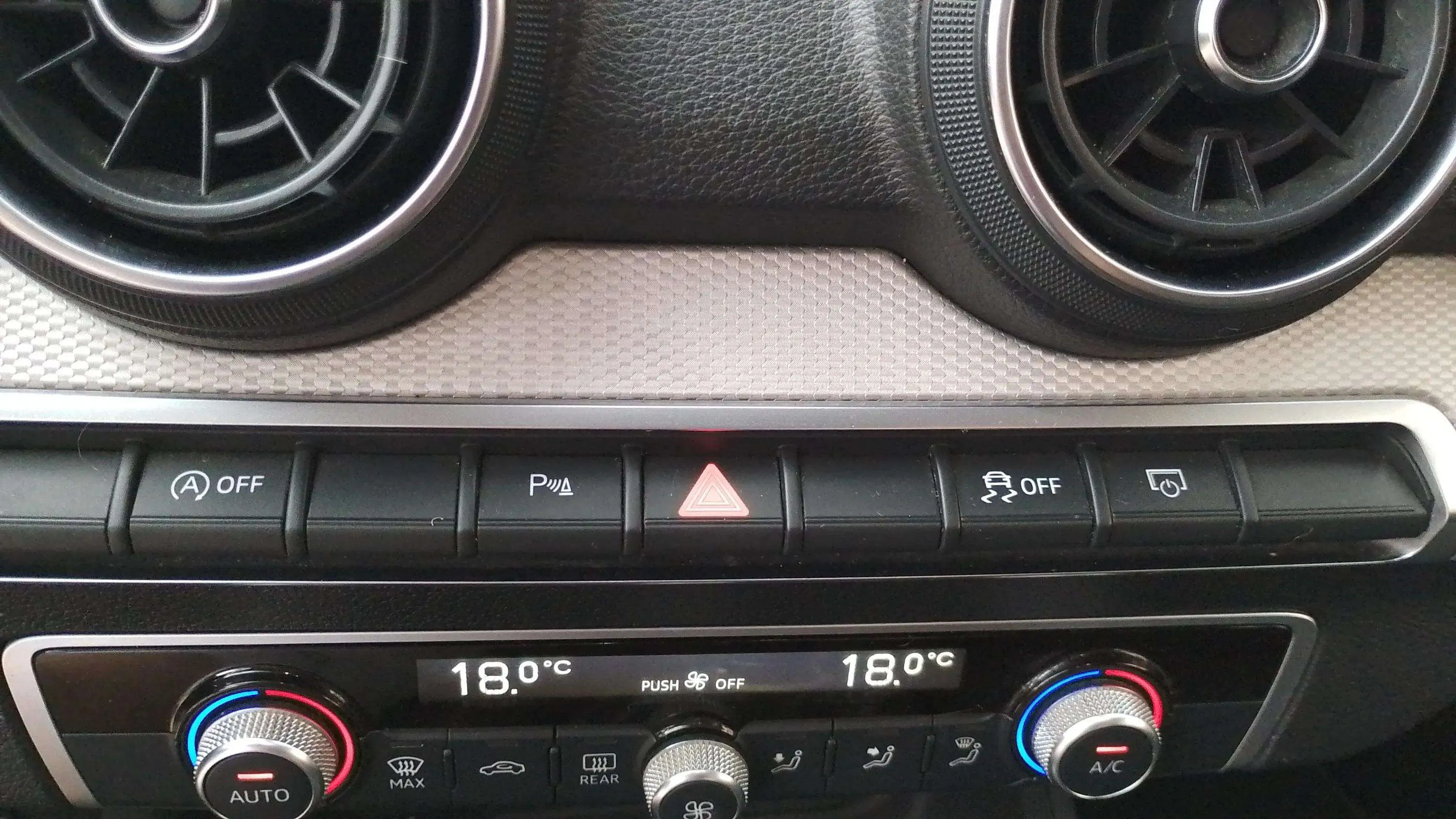 Audi Q2 Advanced 30 TDI - foto 22