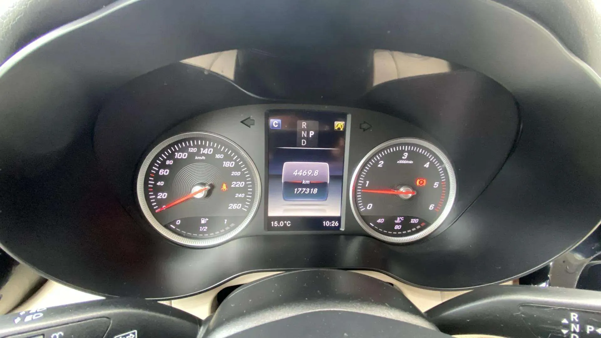 Mercedes-Benz GLC 220 d 4MATIC - foto 10