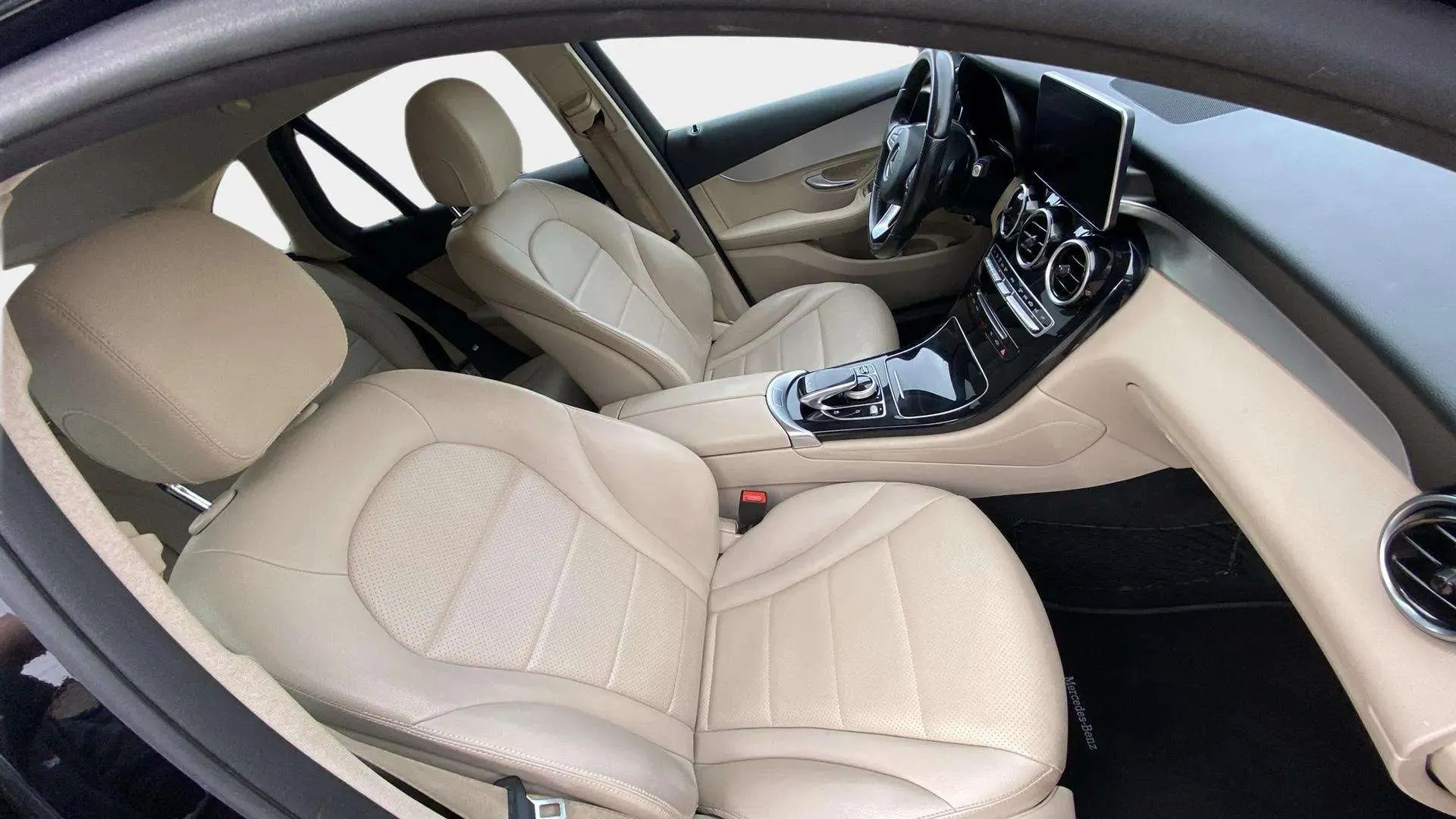 Mercedes-Benz GLC 220 d 4MATIC - foto 12