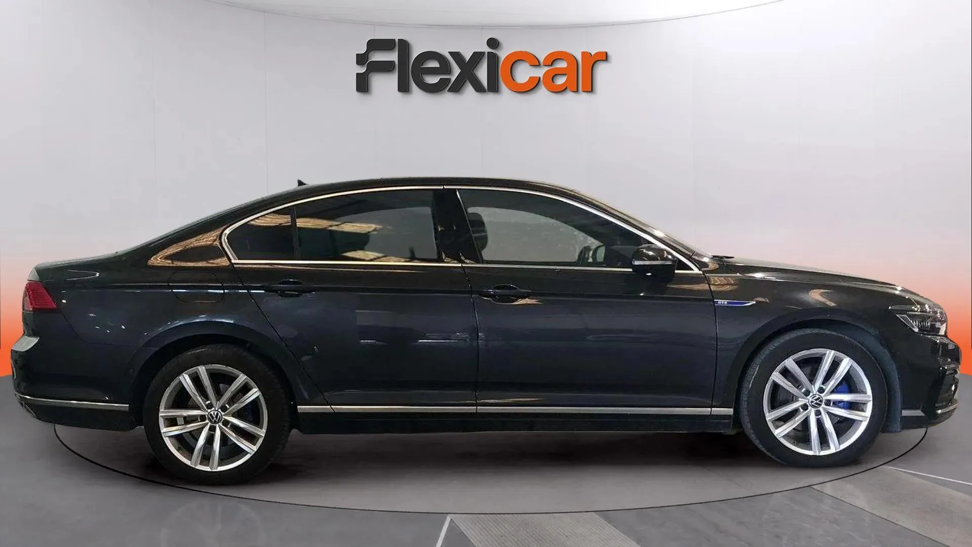 Volkswagen Passat GTE 1.4 TSI e-Power DSG - foto 3