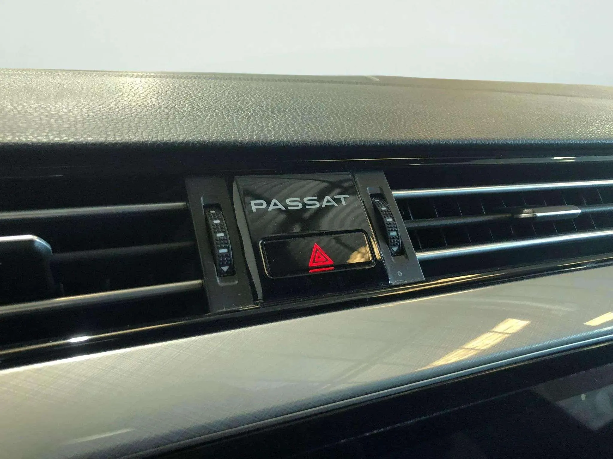 Volkswagen Passat GTE 1.4 TSI e-Power DSG - foto 12