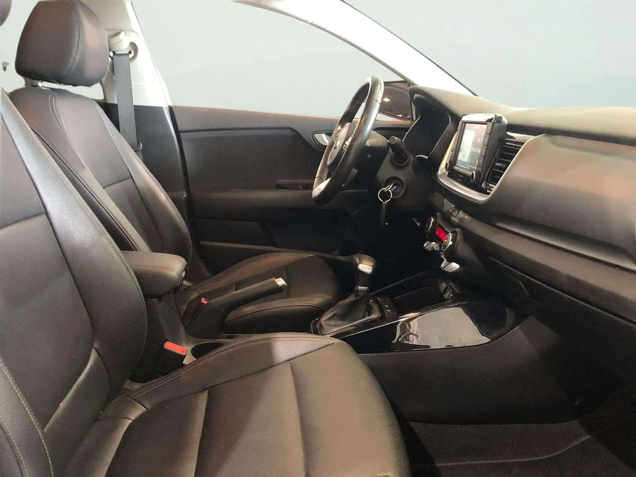 Kia Stonic 1.0 T-GDi Drive DCT - foto 10