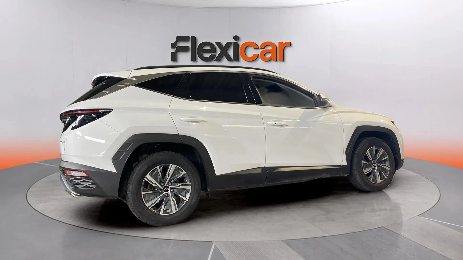 Hyundai Tucson 1.6 T-GDi HEV Maxx Sky - foto 8